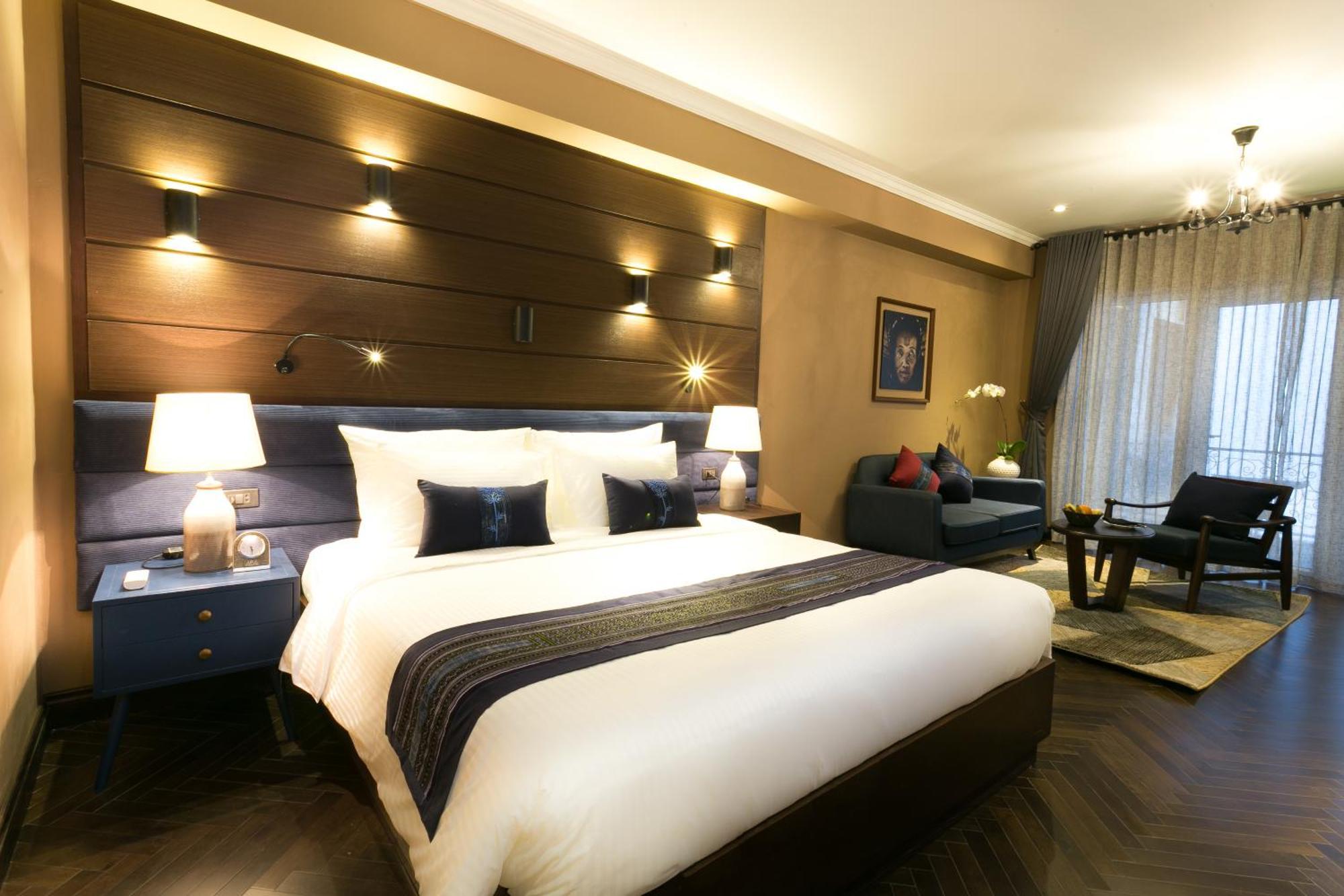Aliana Boutique & 4*