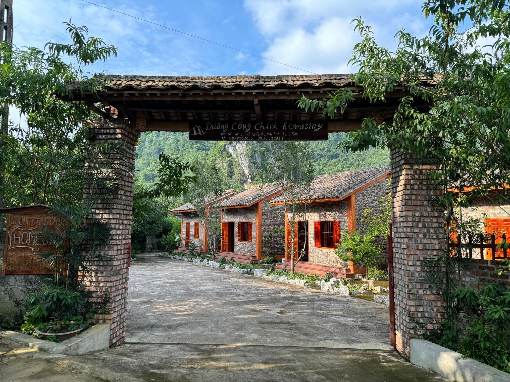 Duong Cong Chich Ở trọ Lang Son