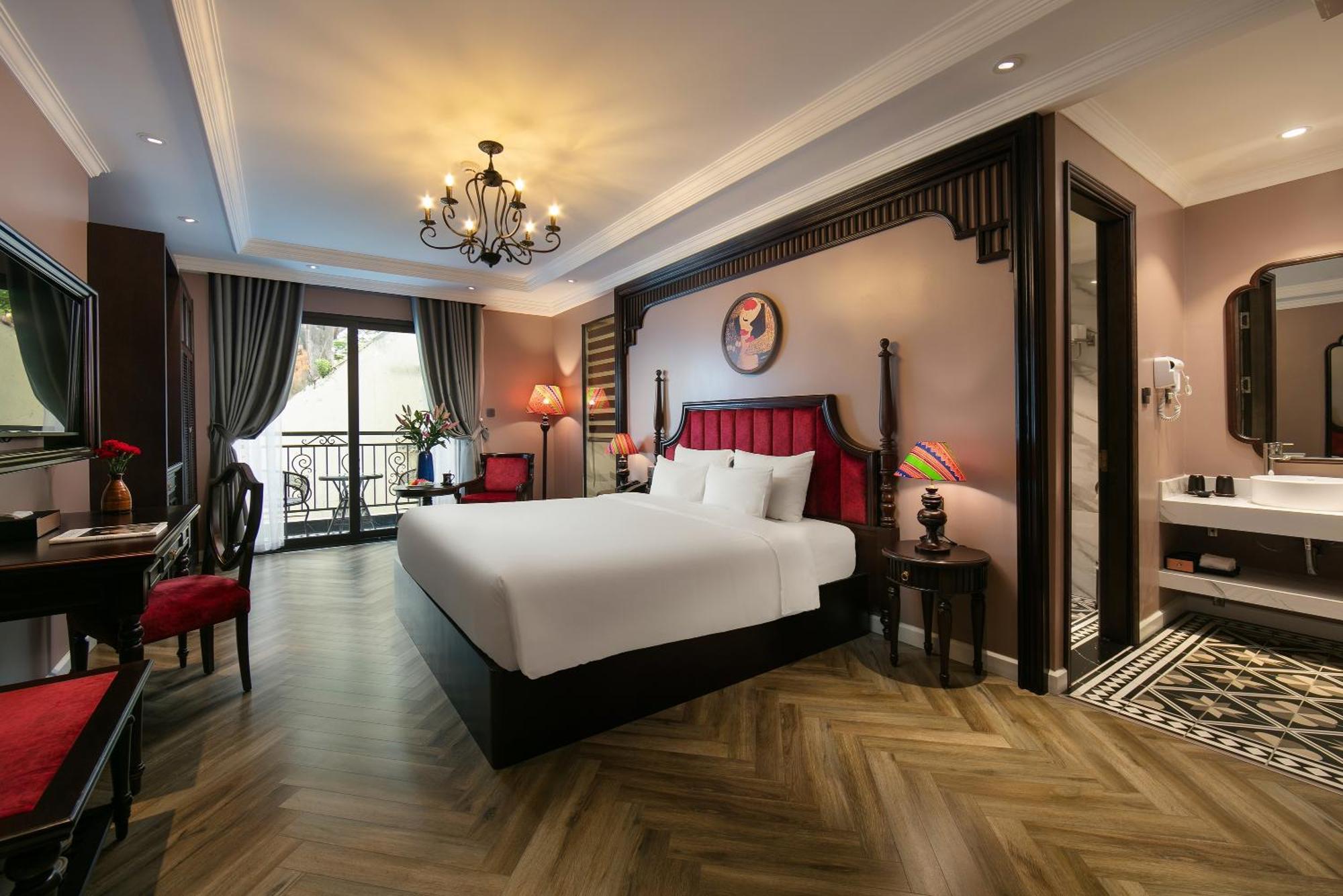 Hotel Acoustic &