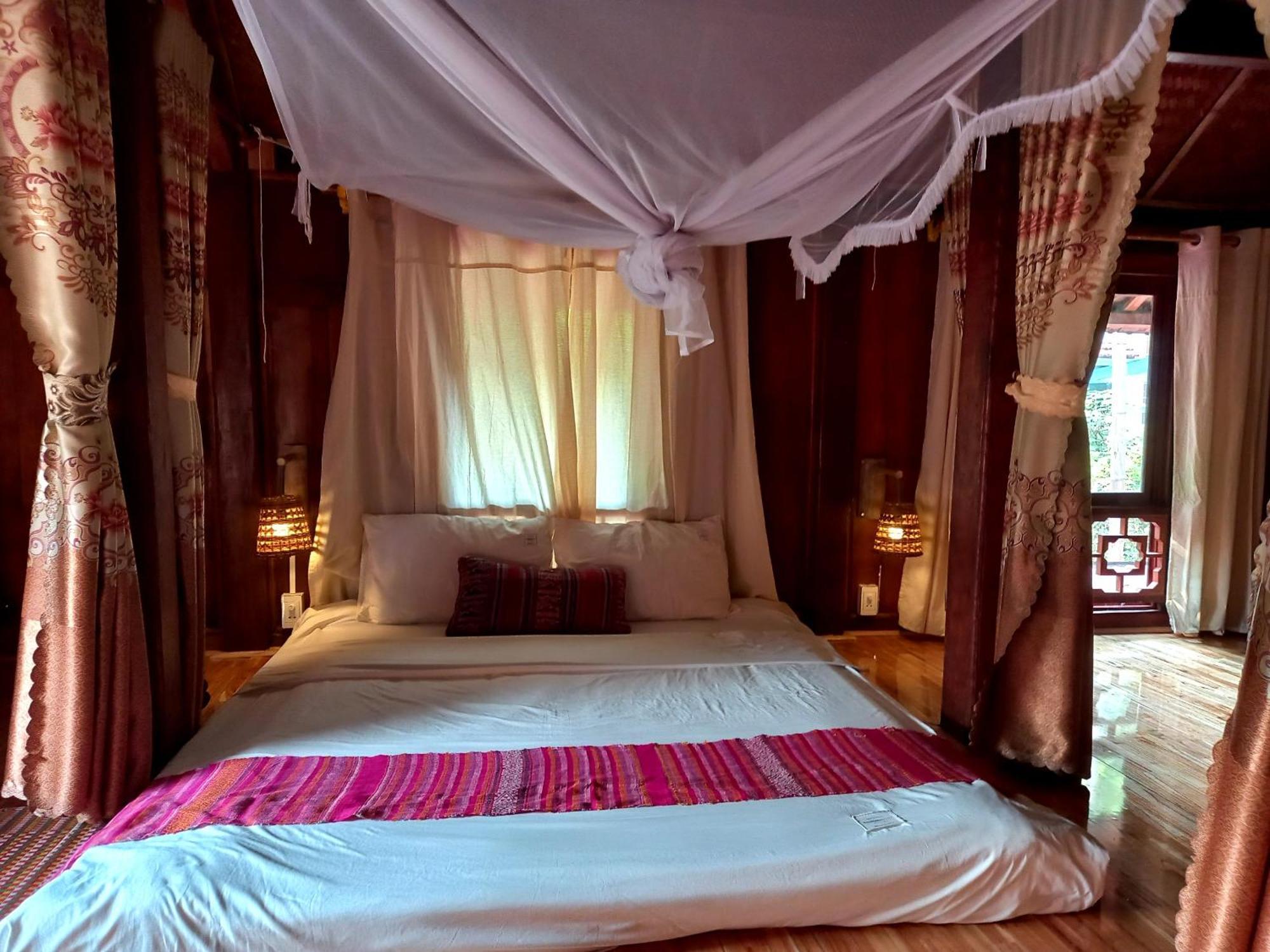 Homestay Nha Tan - And Tours Mai Chau