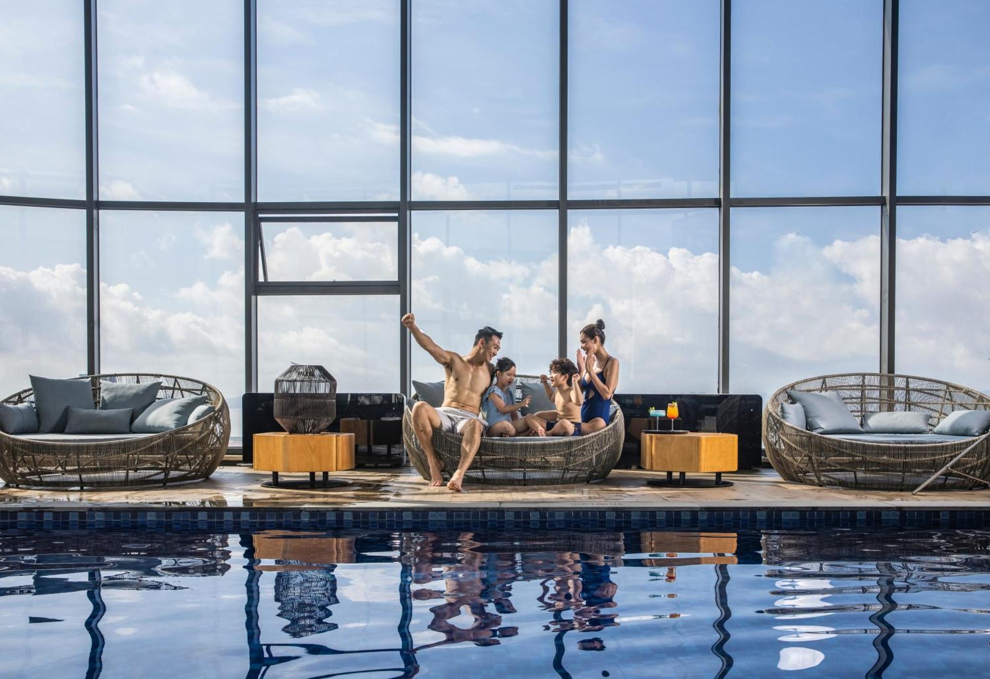 Citadines Marina Halong 5* Ha Long