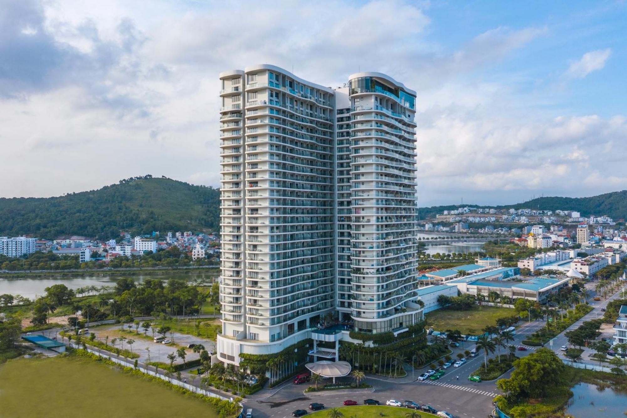 Hotel Citadines Marina Halong