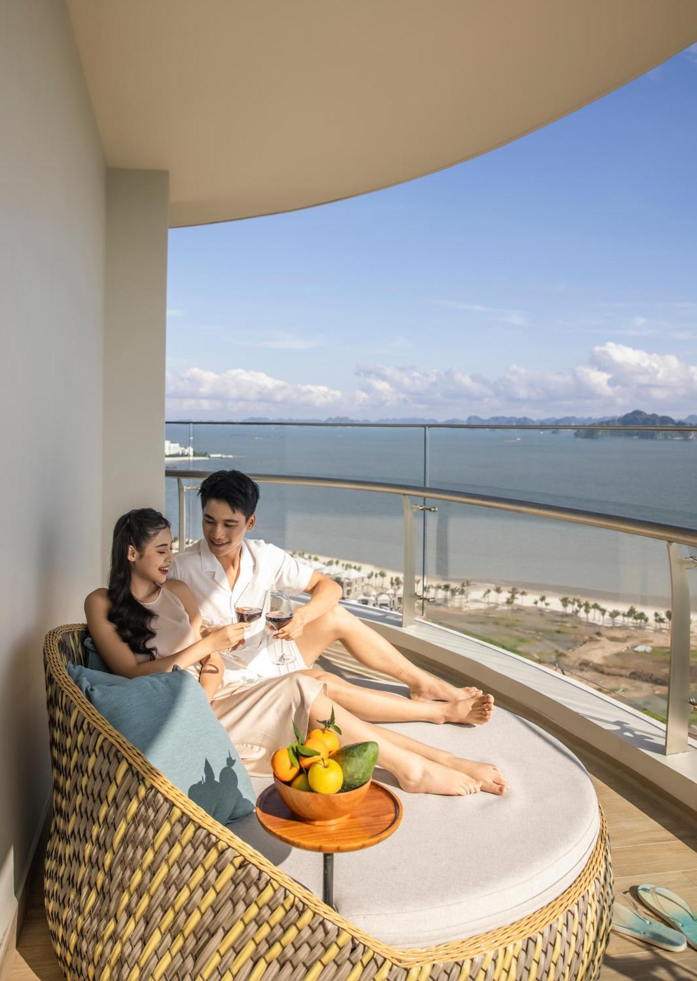 Hotel Citadines Marina Halong 5*