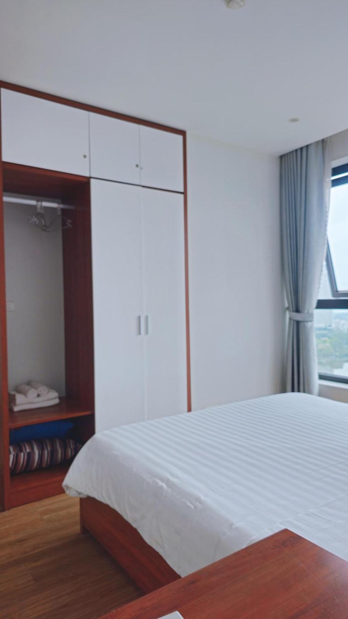 Greenbay Premium Bay Apartment Ha Long