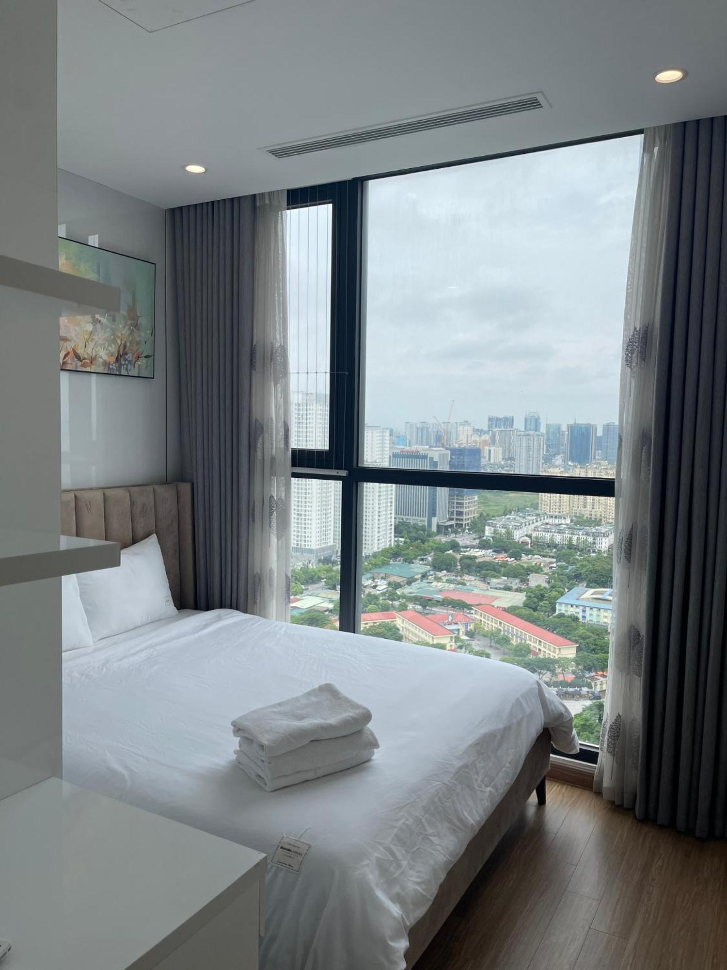 - Vinhomes Skylake - Luxury Services - Galaxyhouse