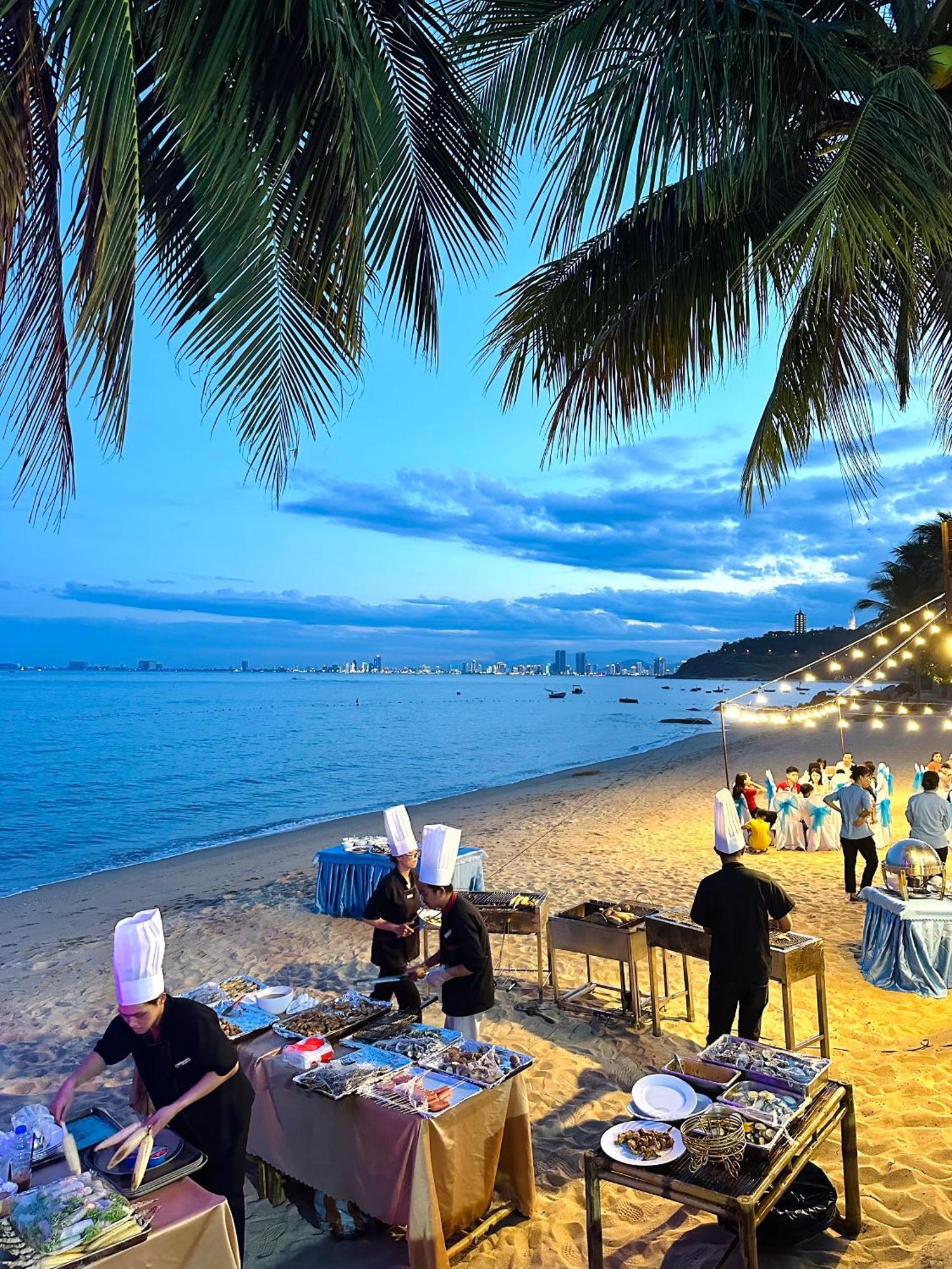 Resort Son Tra & Da Nang