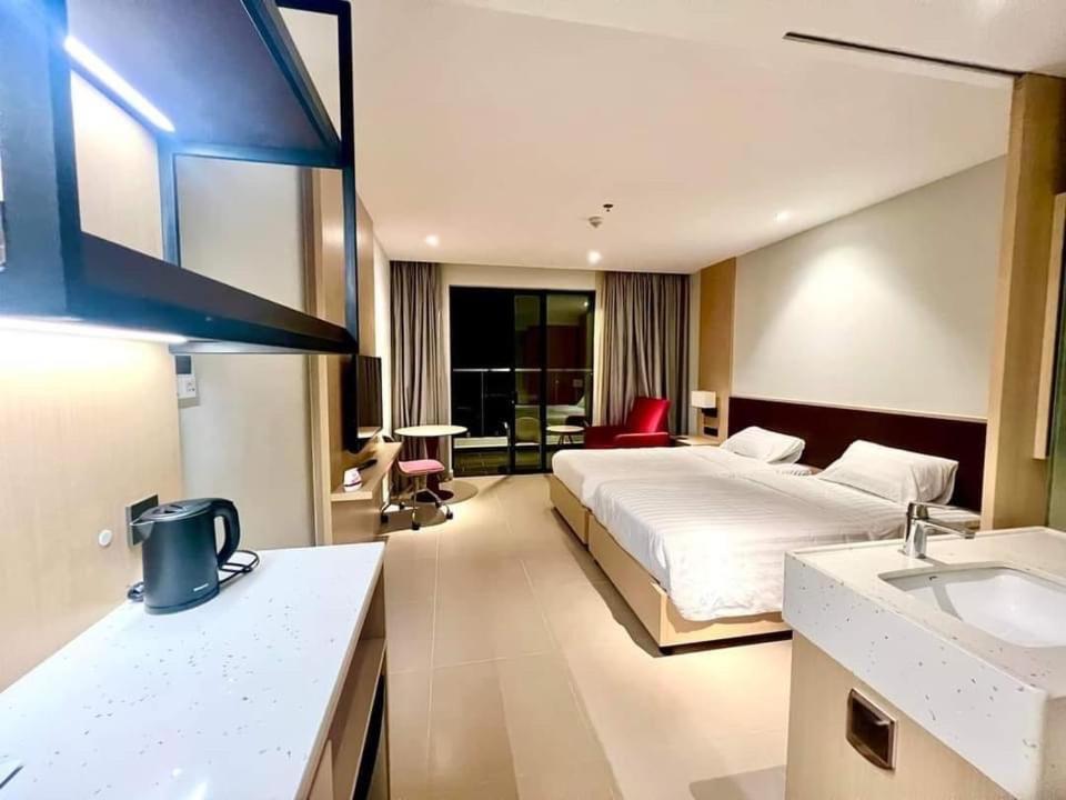 Apartment The Arena - Seaview Cam Ranh