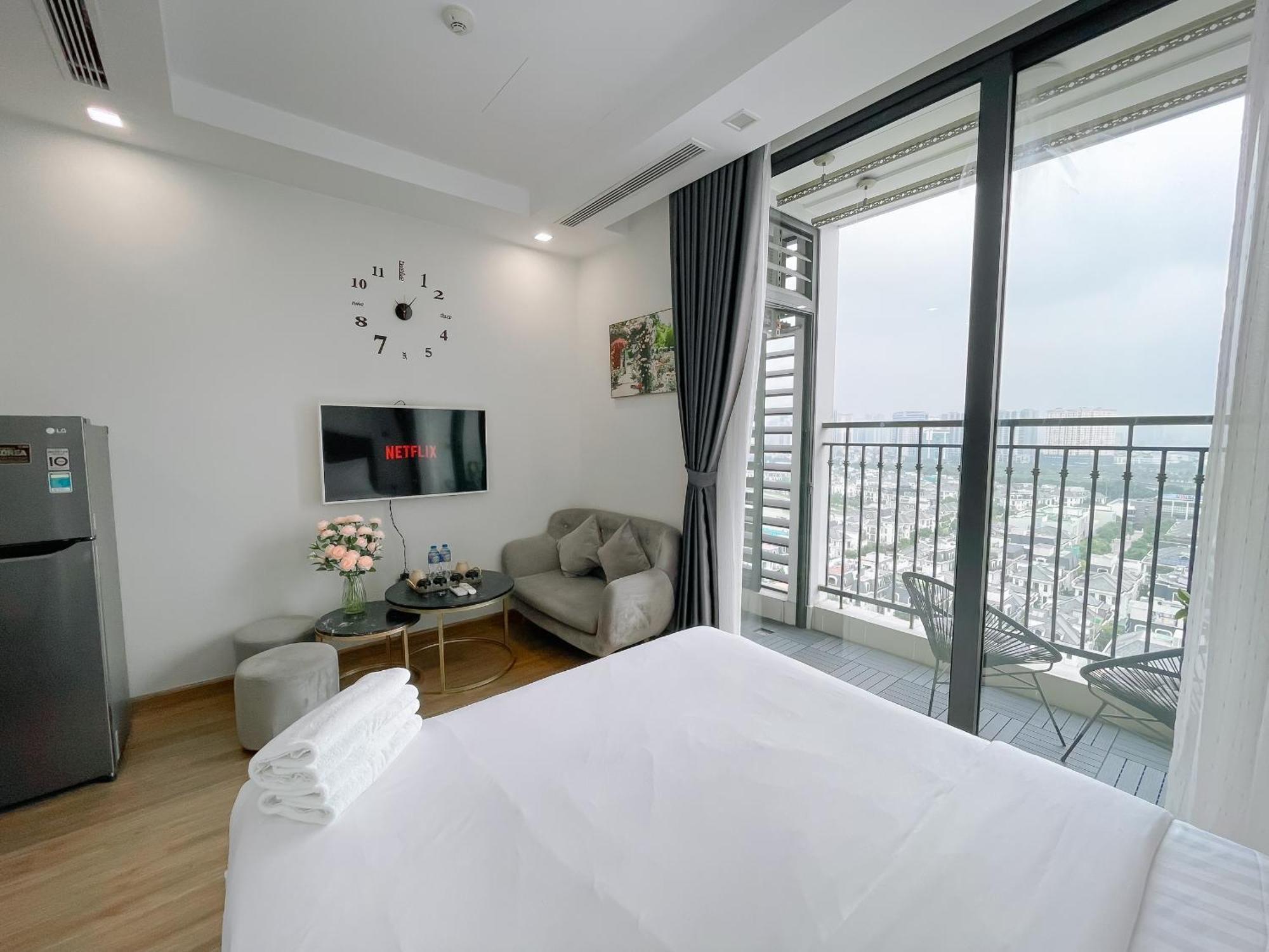 Rosee House -luxury In Vinhomes Greenbay Căn hộ Hà Nội