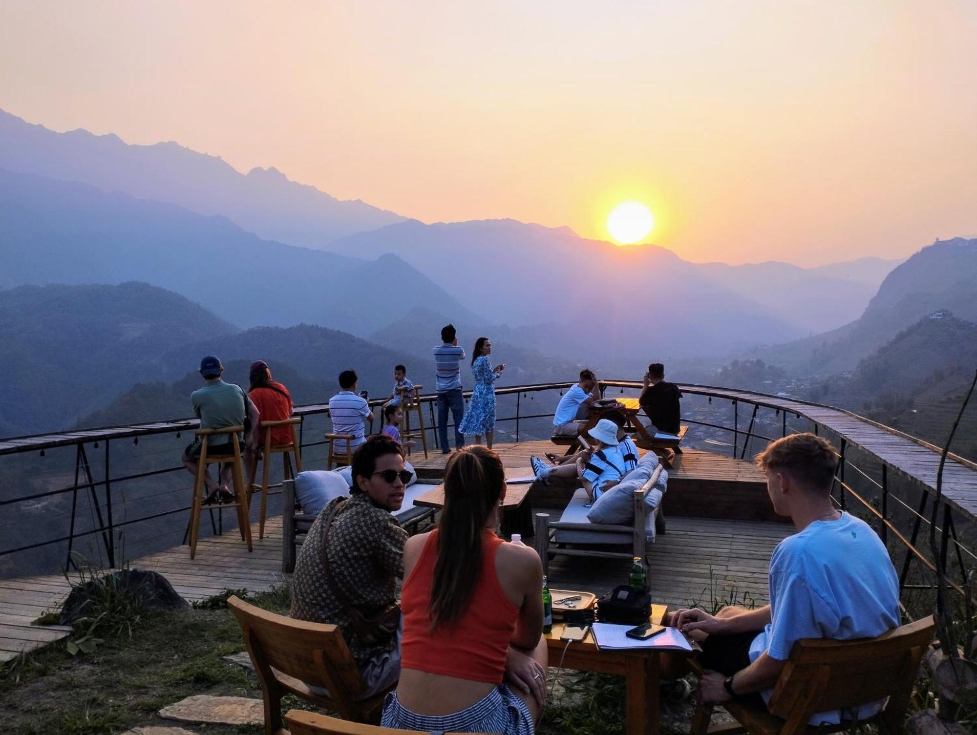 Phansi - Glamping, View Point 360, Bar & Bbq Sa Pa