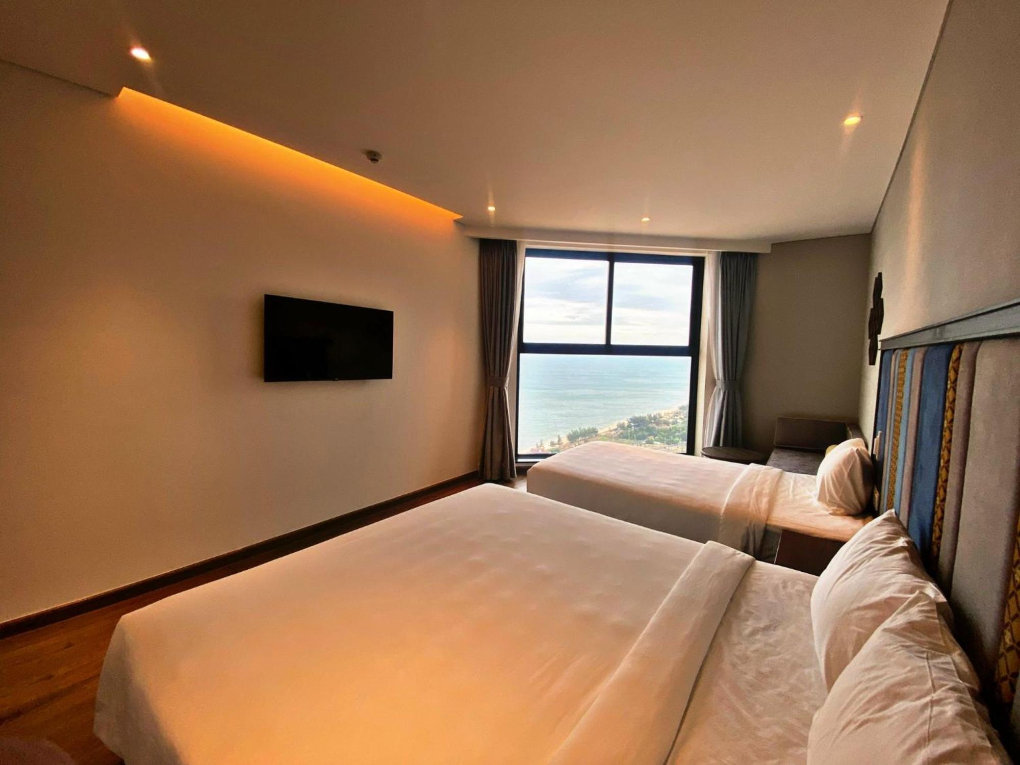 Apec Mandala Hotel 5*