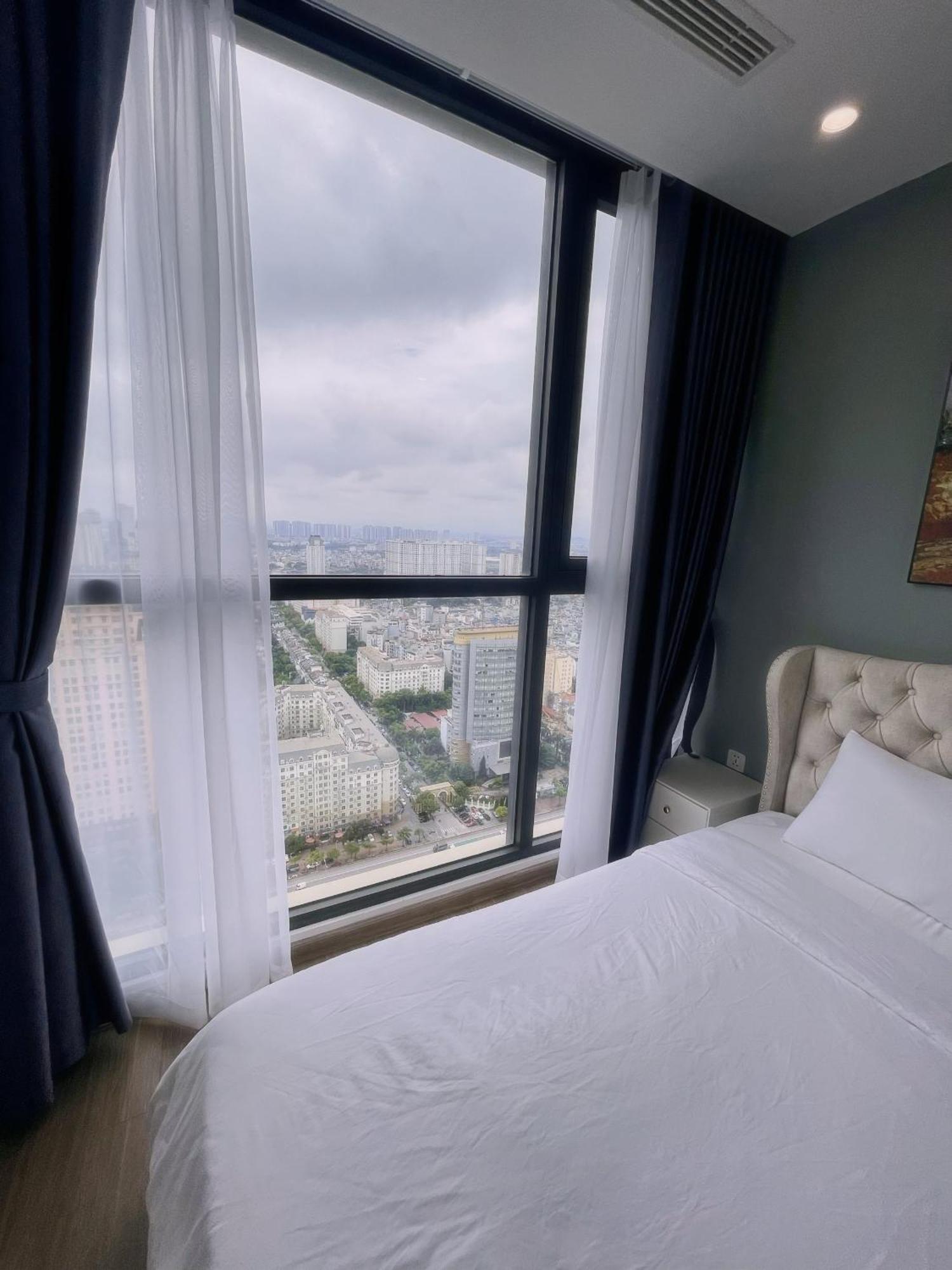 - Vinhomes Skylake - Luxury Services - Galaxyhouse Apartment
