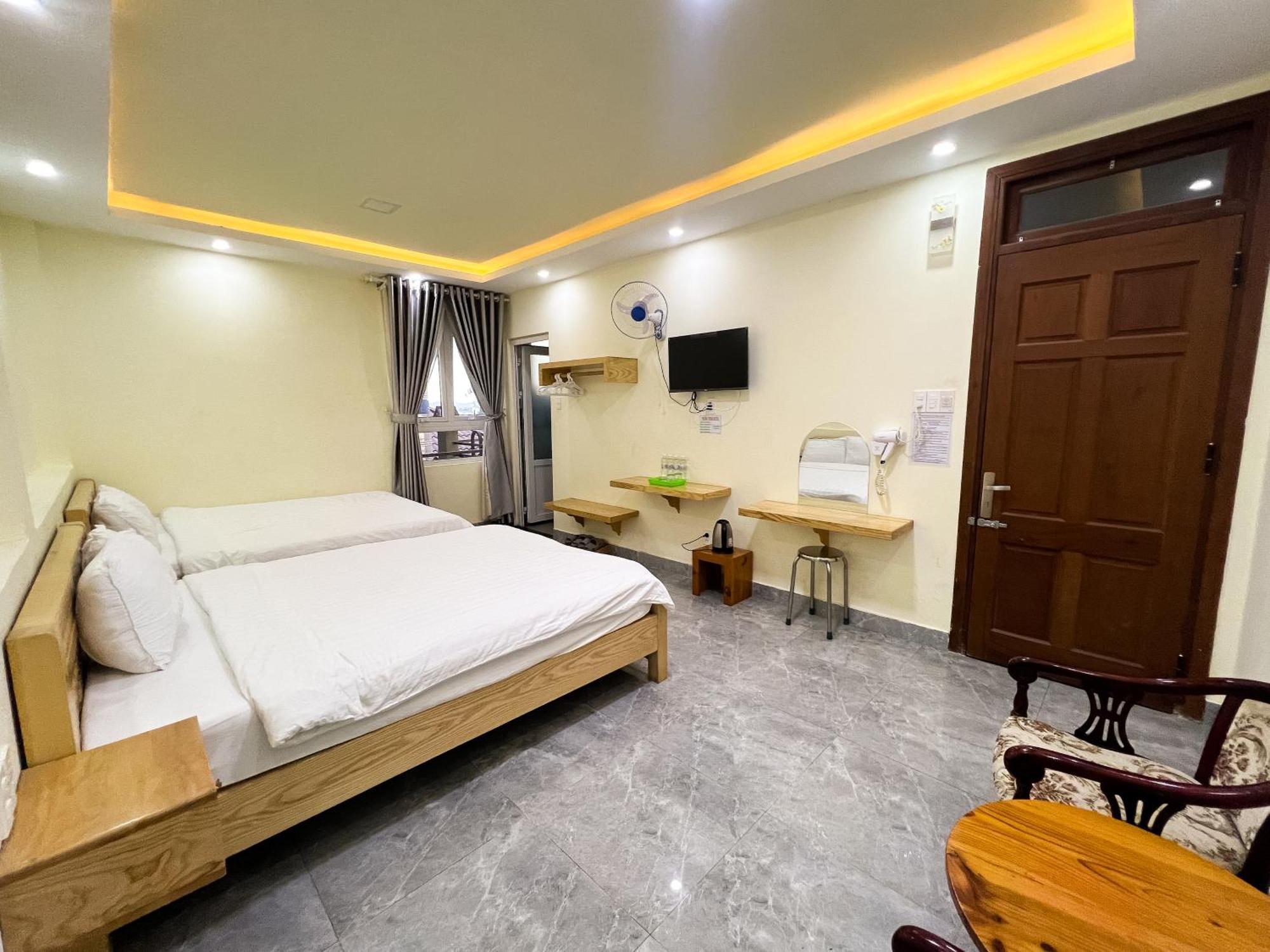Phung Thinh Hotel 2*