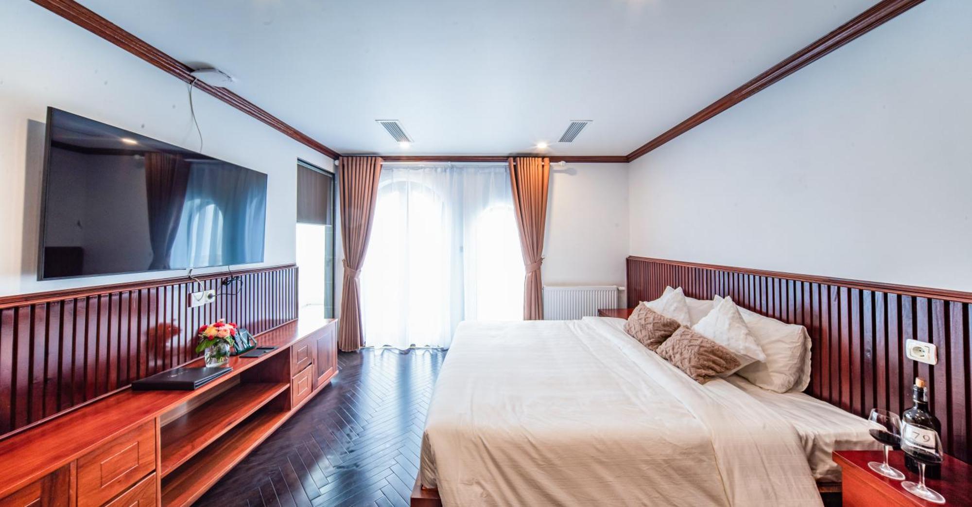 Resort The Pepper King &