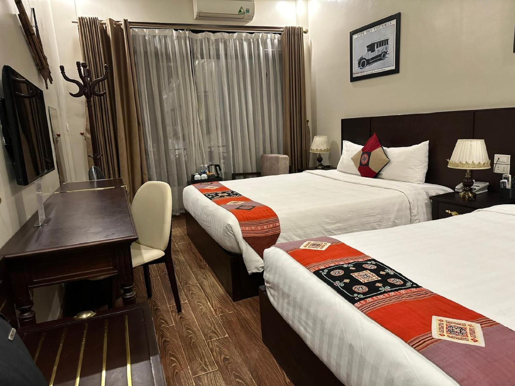 Centre Hotel