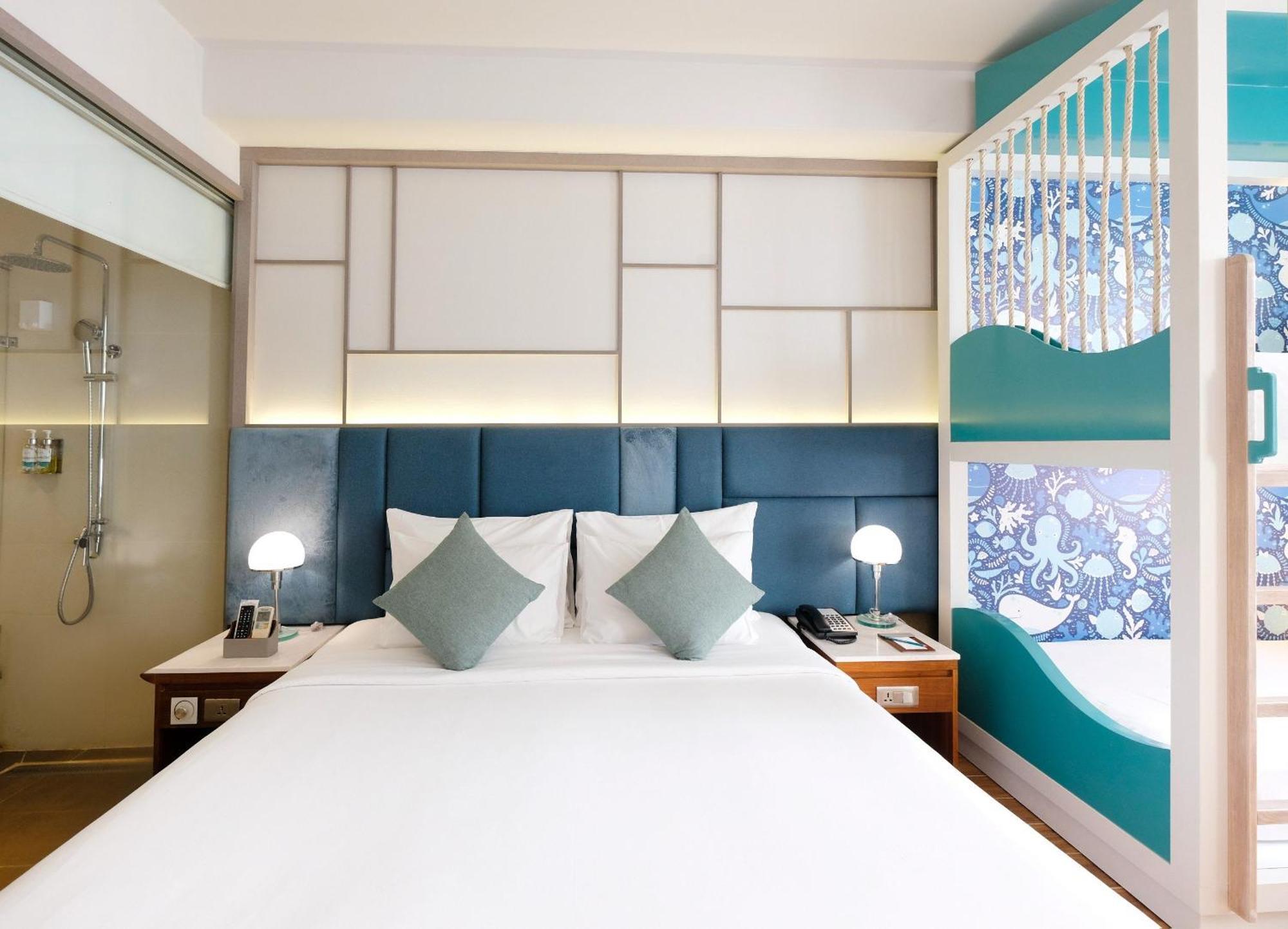 Hotel Seaesta 4*