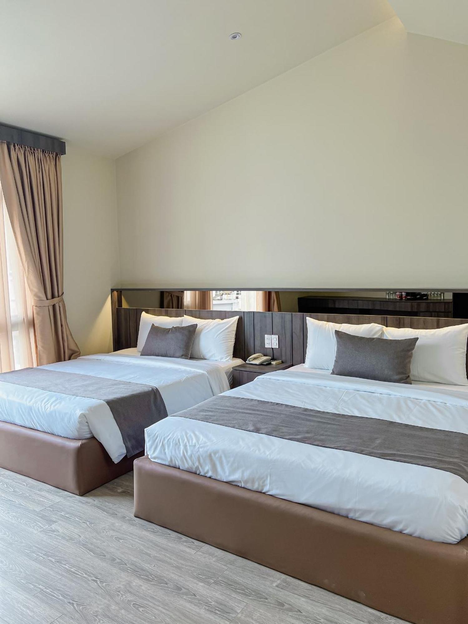 Long 1 Hotel
