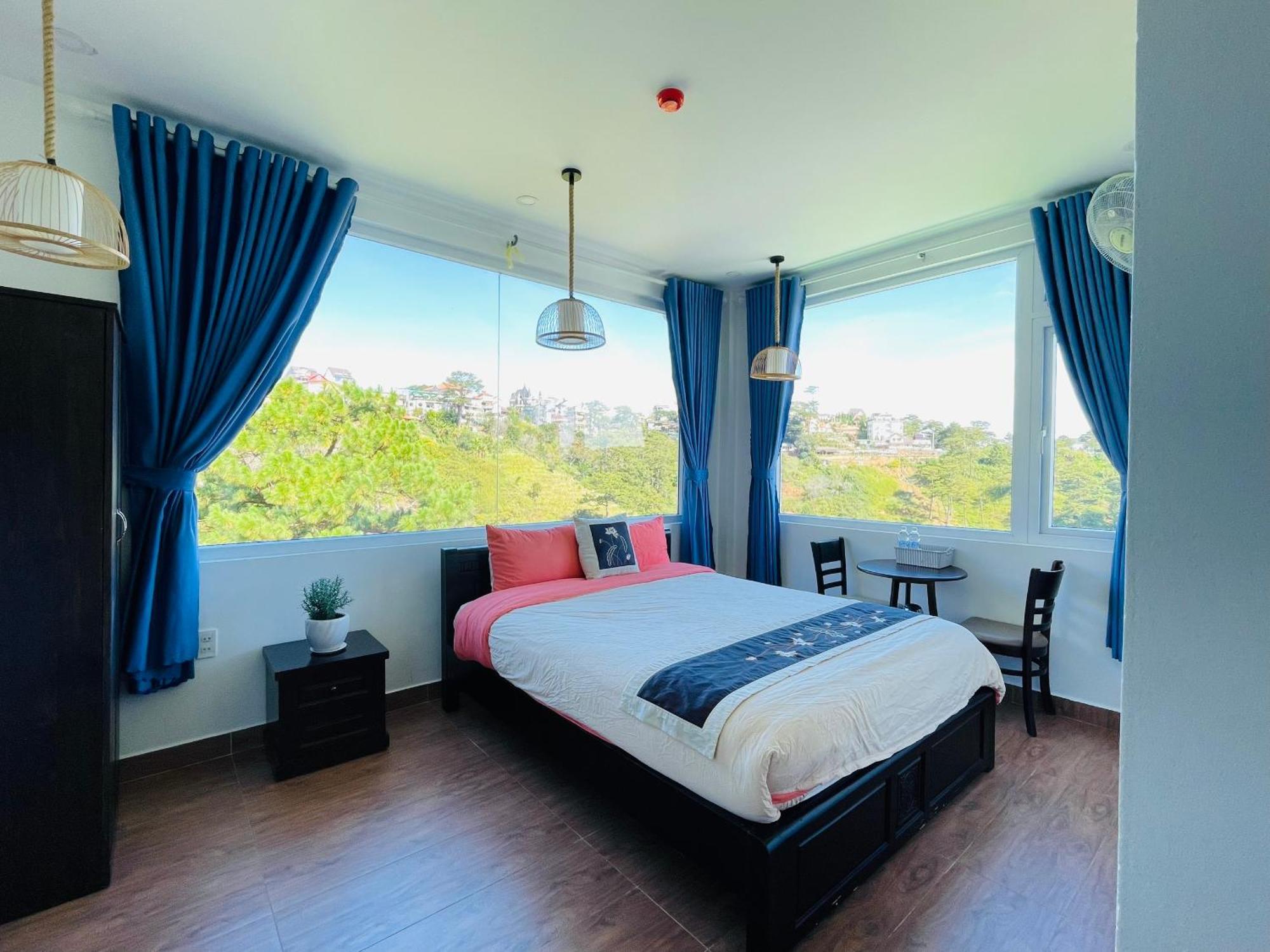 Trang Hotel
