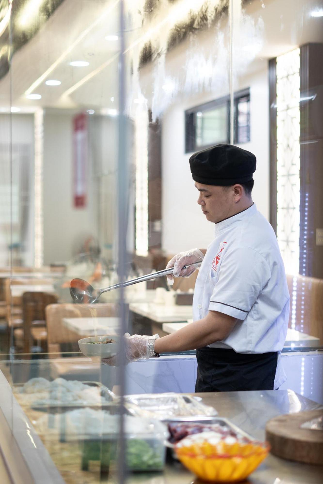 Hotel Khach San Hoang Yen Lào Cai