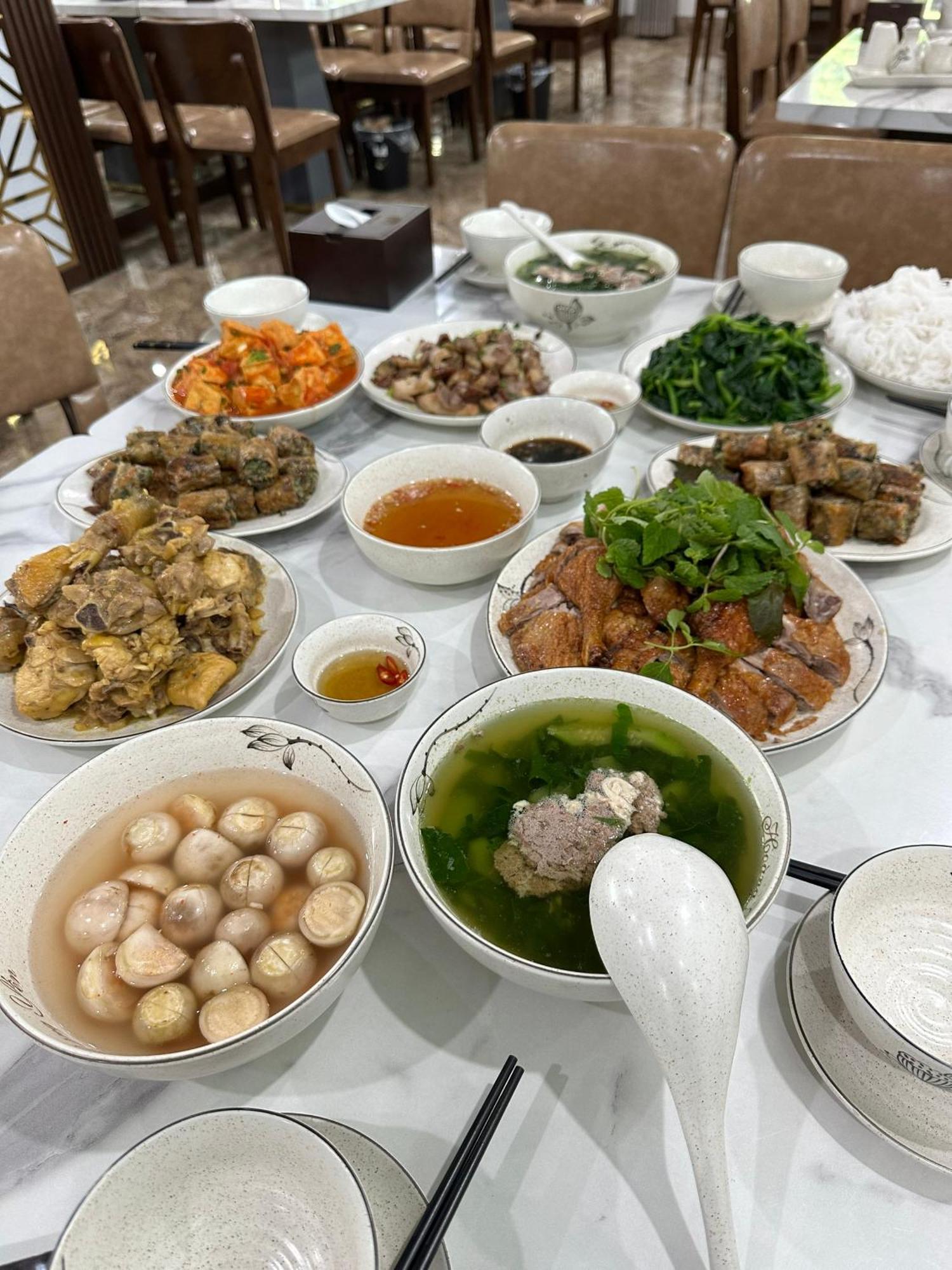 Hotel Khach San Hoang Yen 2*