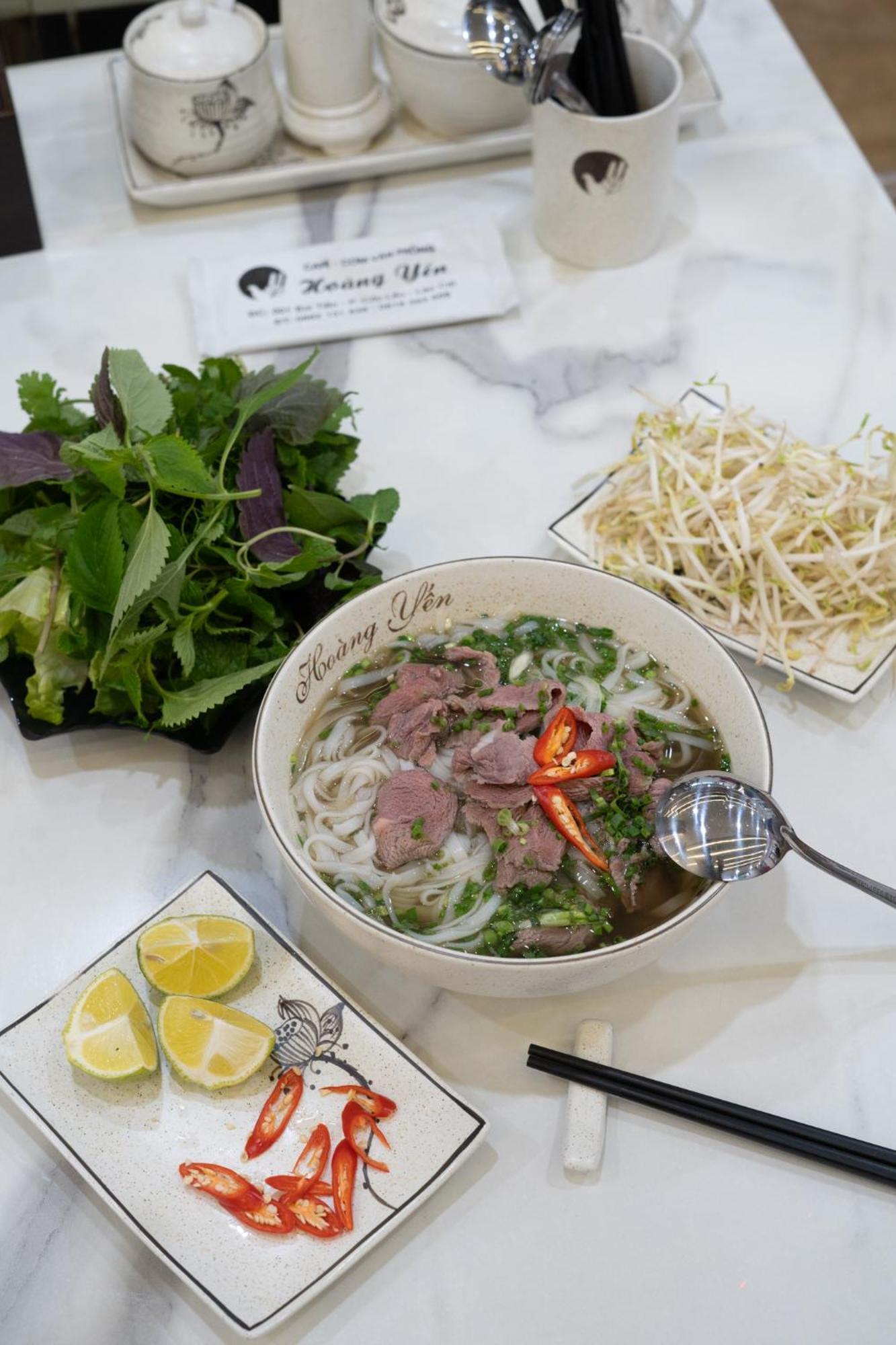 Hotel Khach San Hoang Yen Lào Cai