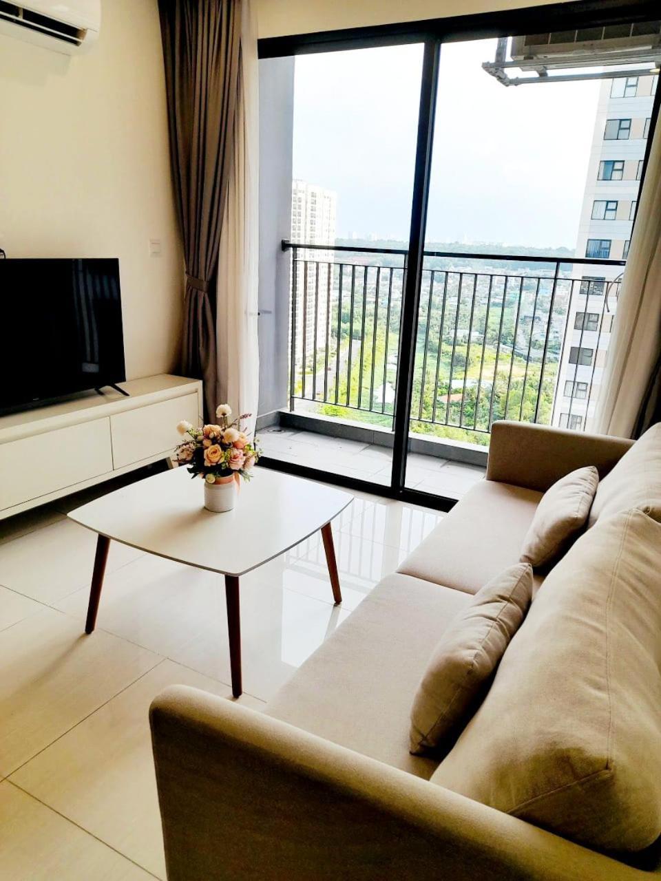 Vinhomes Grand Park--serviced Apartment *