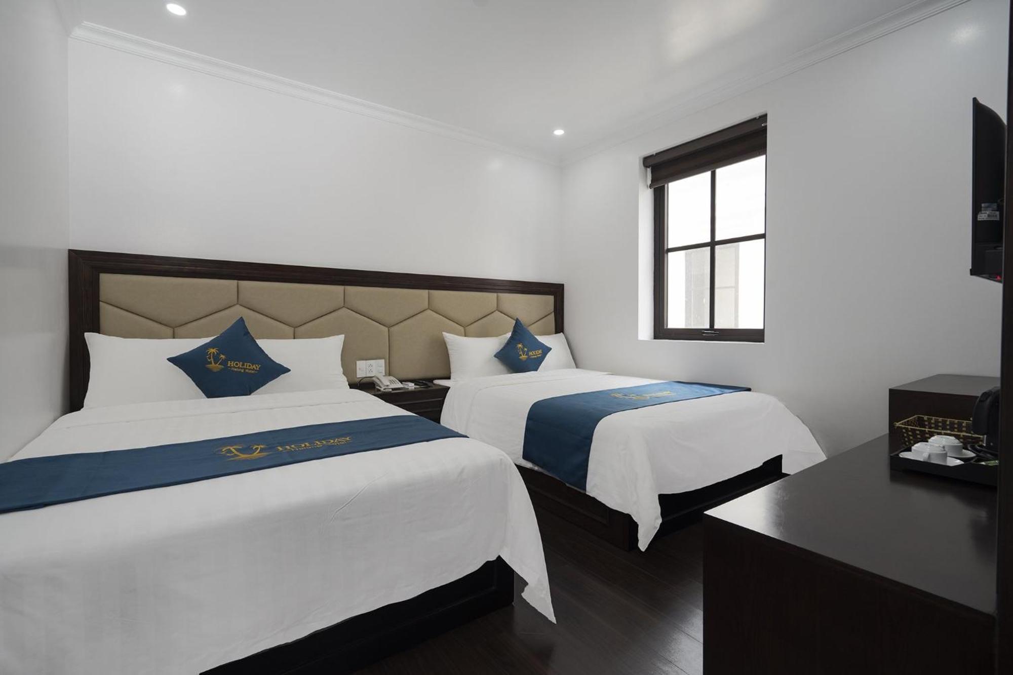 Holidayhotelhalong 4*