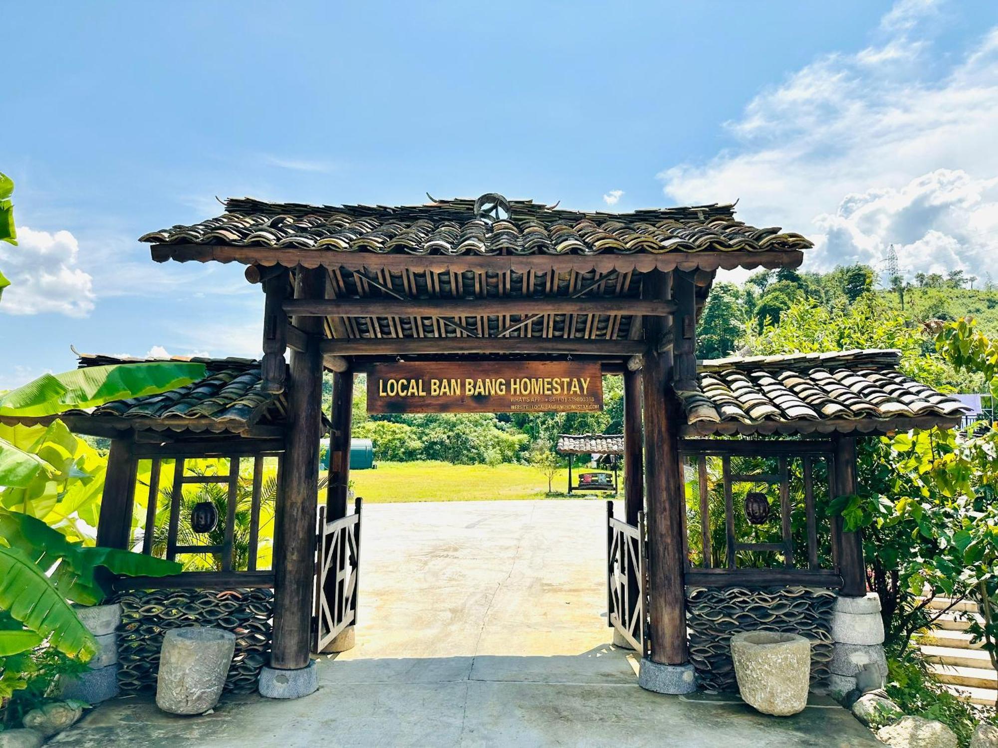 Ban Bang Tours & Motorbike Ha Giang