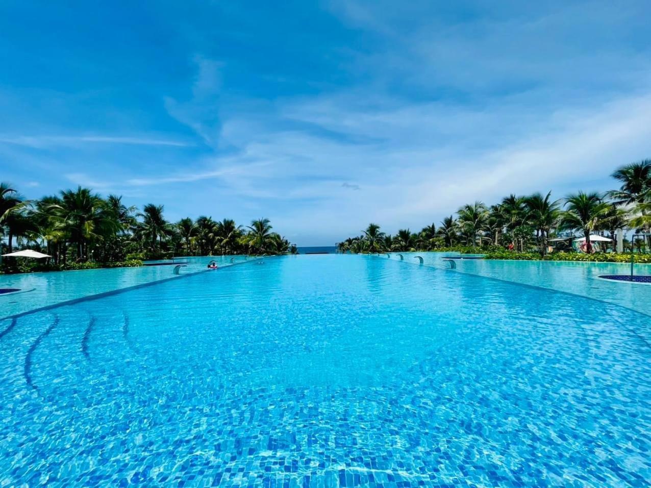 Khách sạn The Sea View Cam Ranh