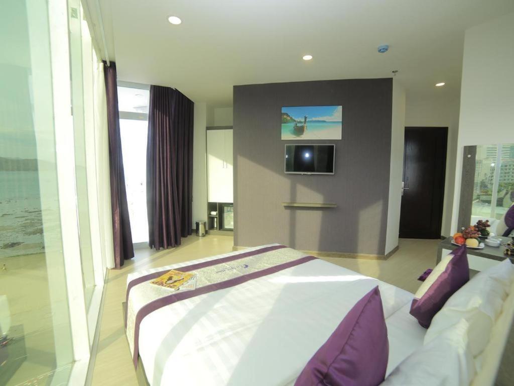 La Hotel