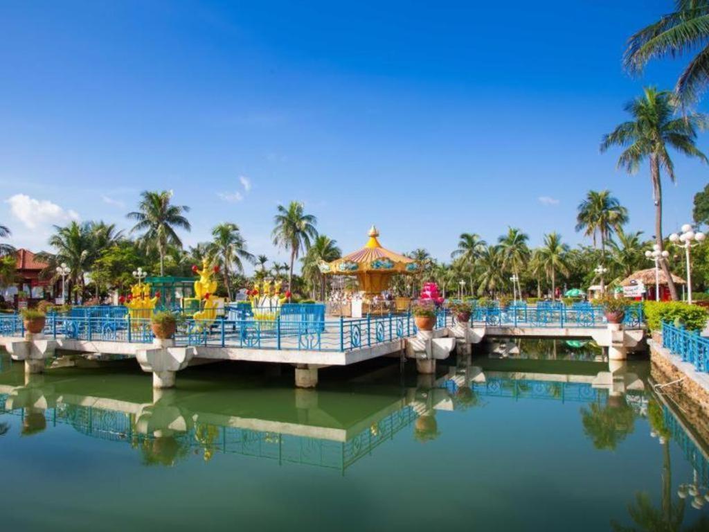 Tuan Chau Resort 4*