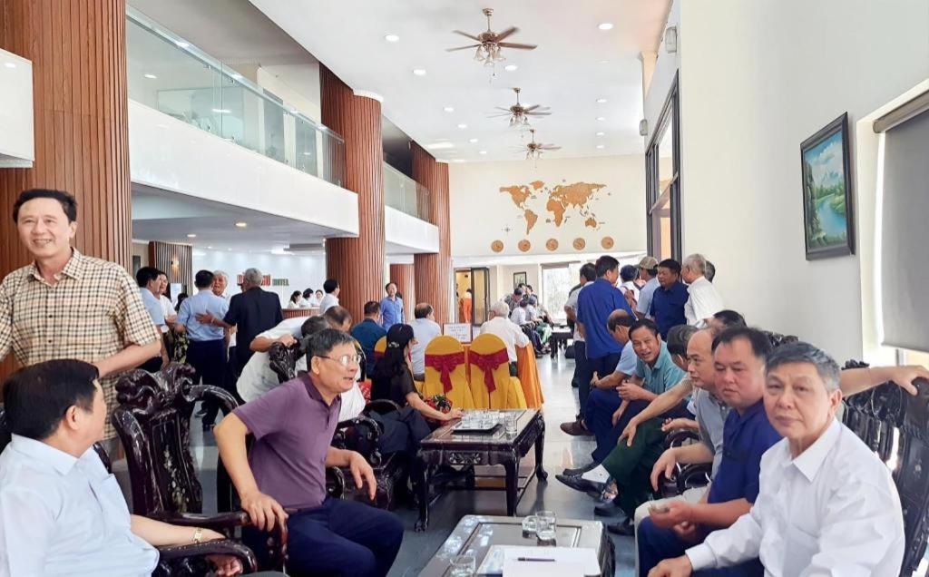 Hon Ngu Cửa Lò