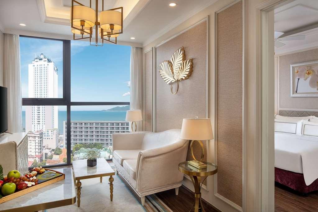 Melia Vinpearl Empire Hotel Nha Trang