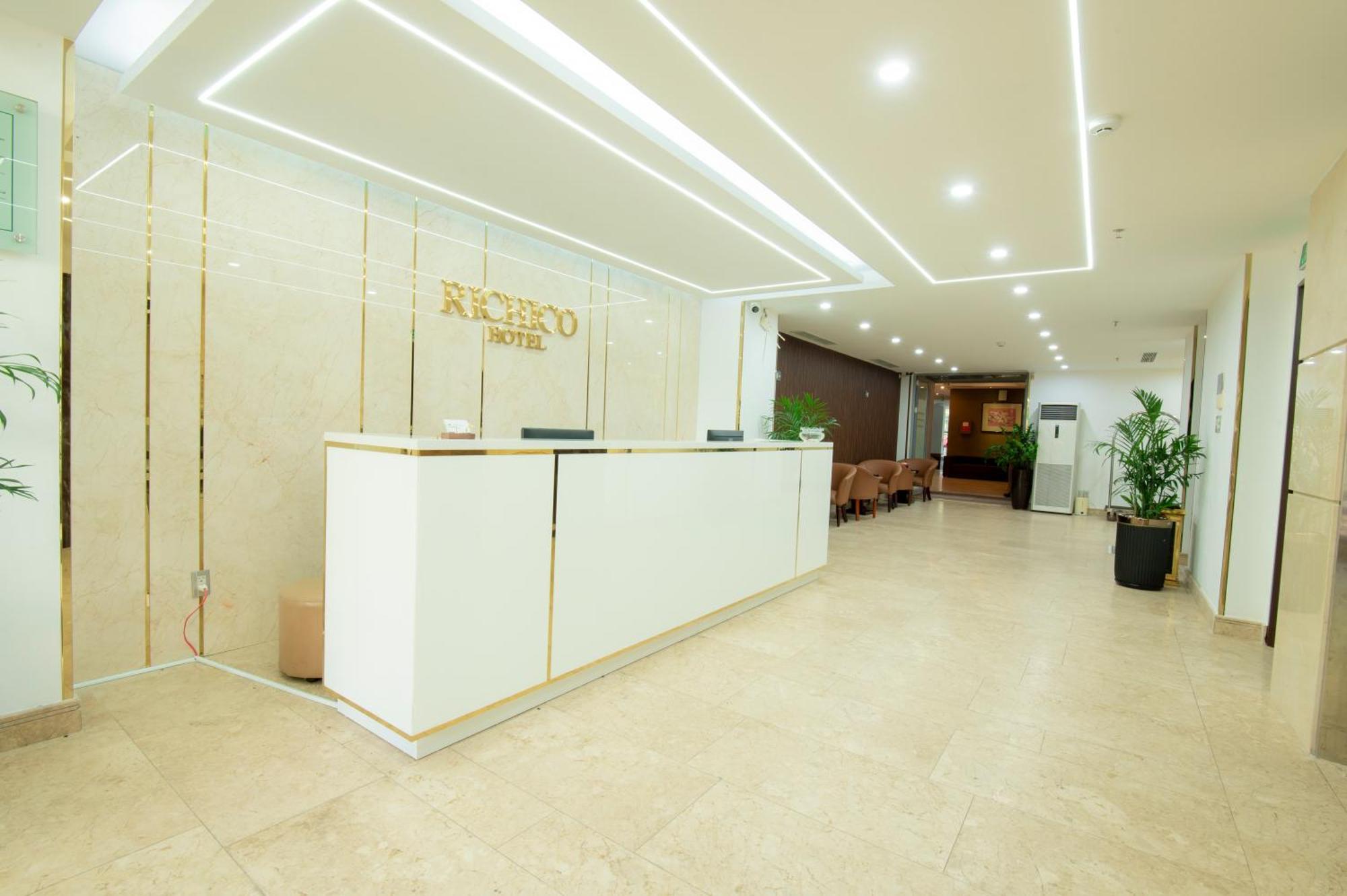 Aparthotel Richico And 3*