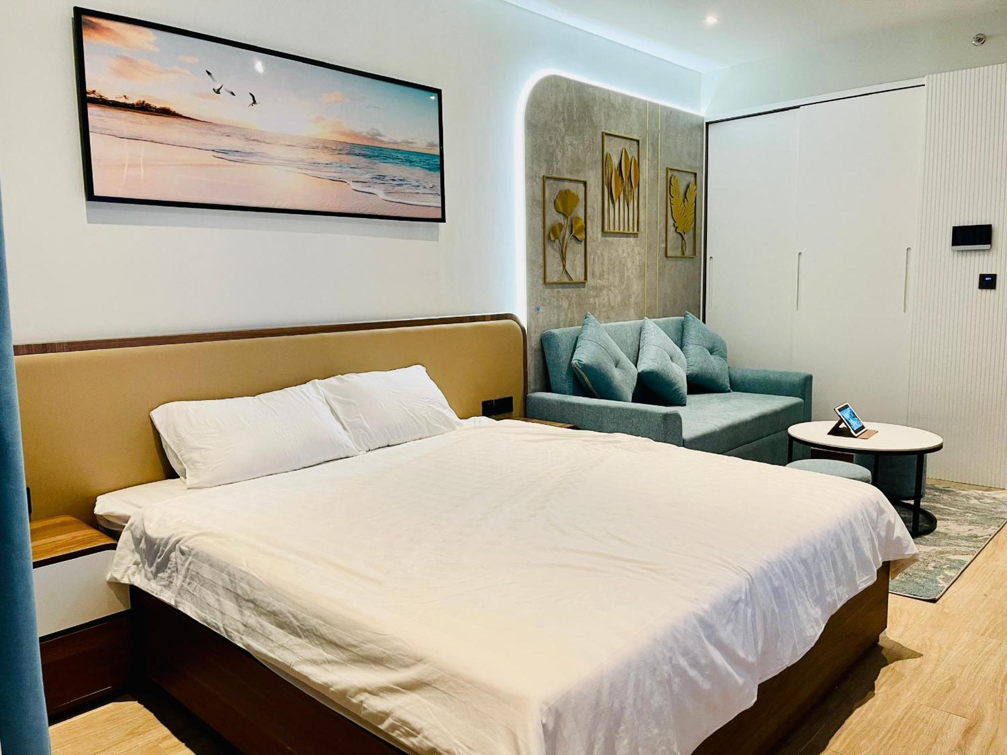Comzy Apartment