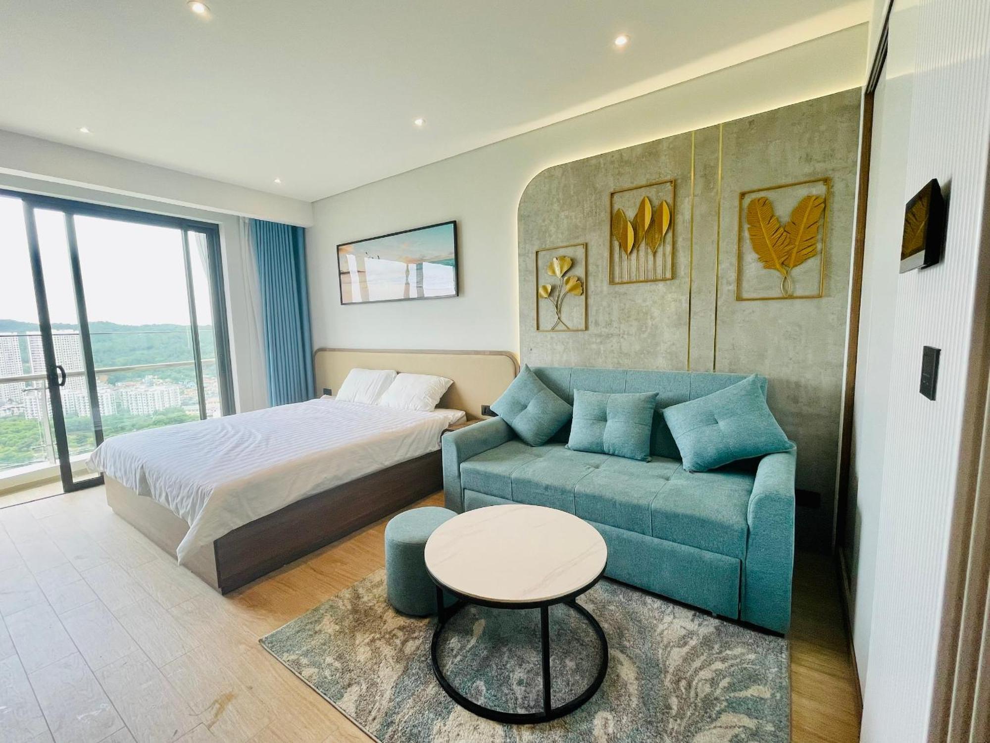 Comzy Apartment *