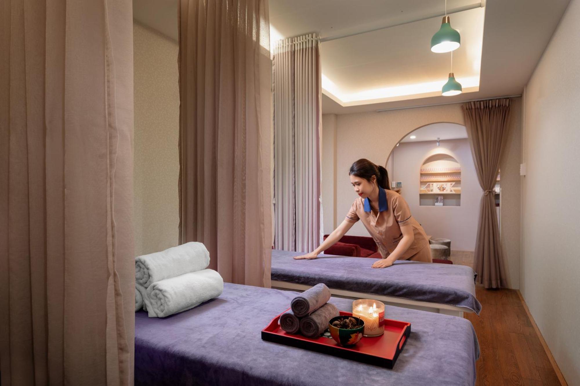 Skylark Boutique 4*
