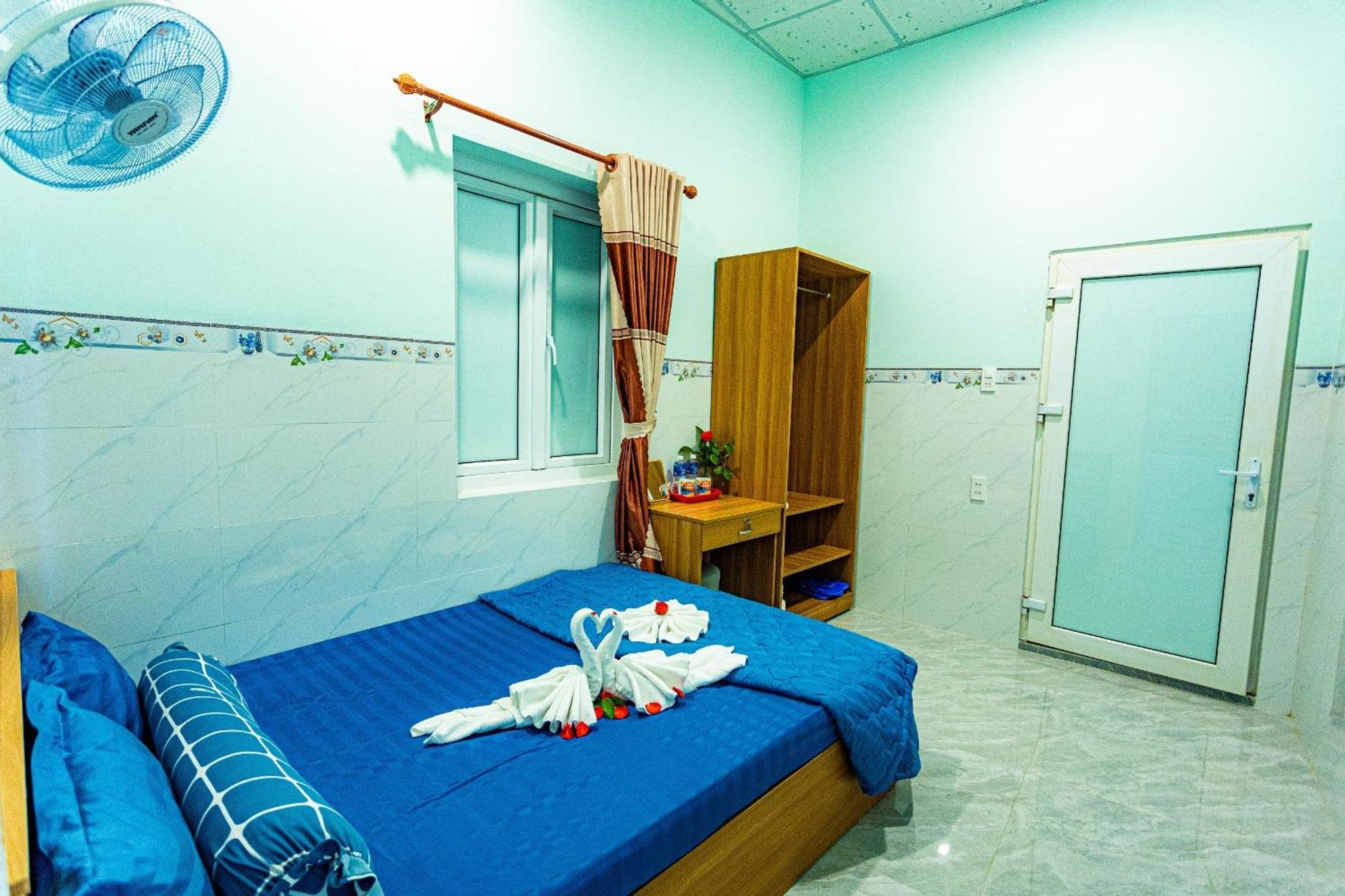 Sea Homestay *