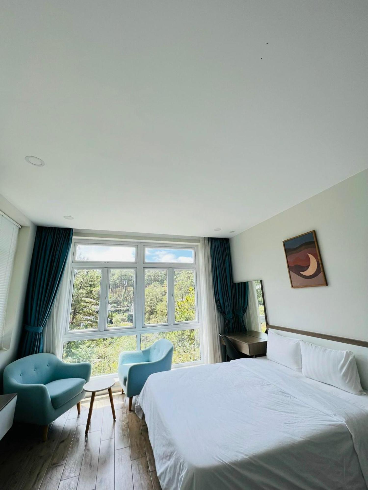 Ho Tuyen Lam View Rung Thong Villa