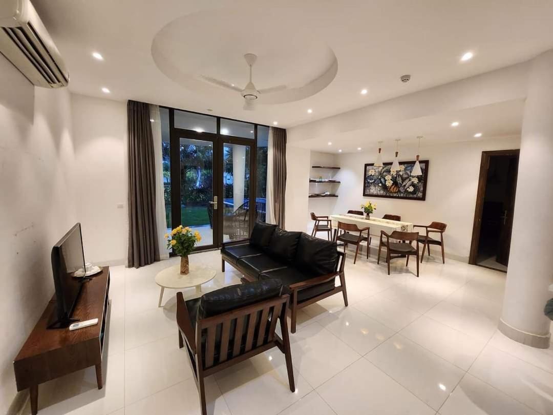 Ivory & Hoa Binh