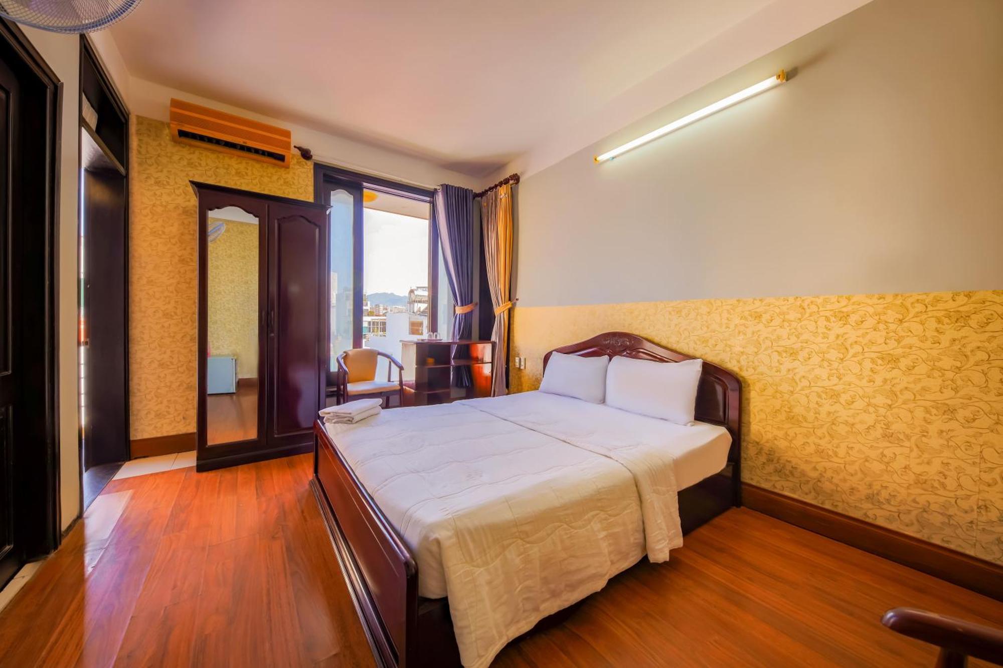 Ponys Motel Nha Trang