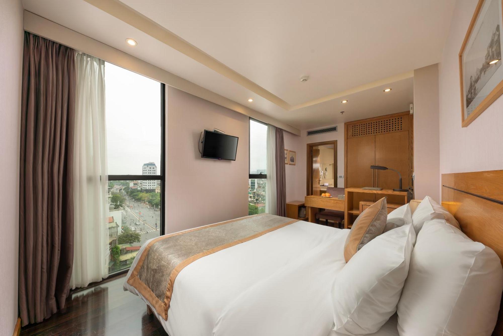 Parkside Sunline Hotel