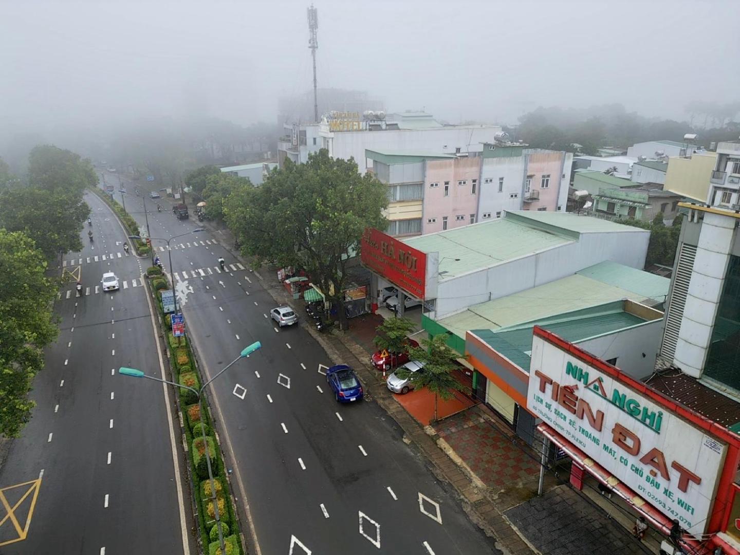 Hotel Tien *
