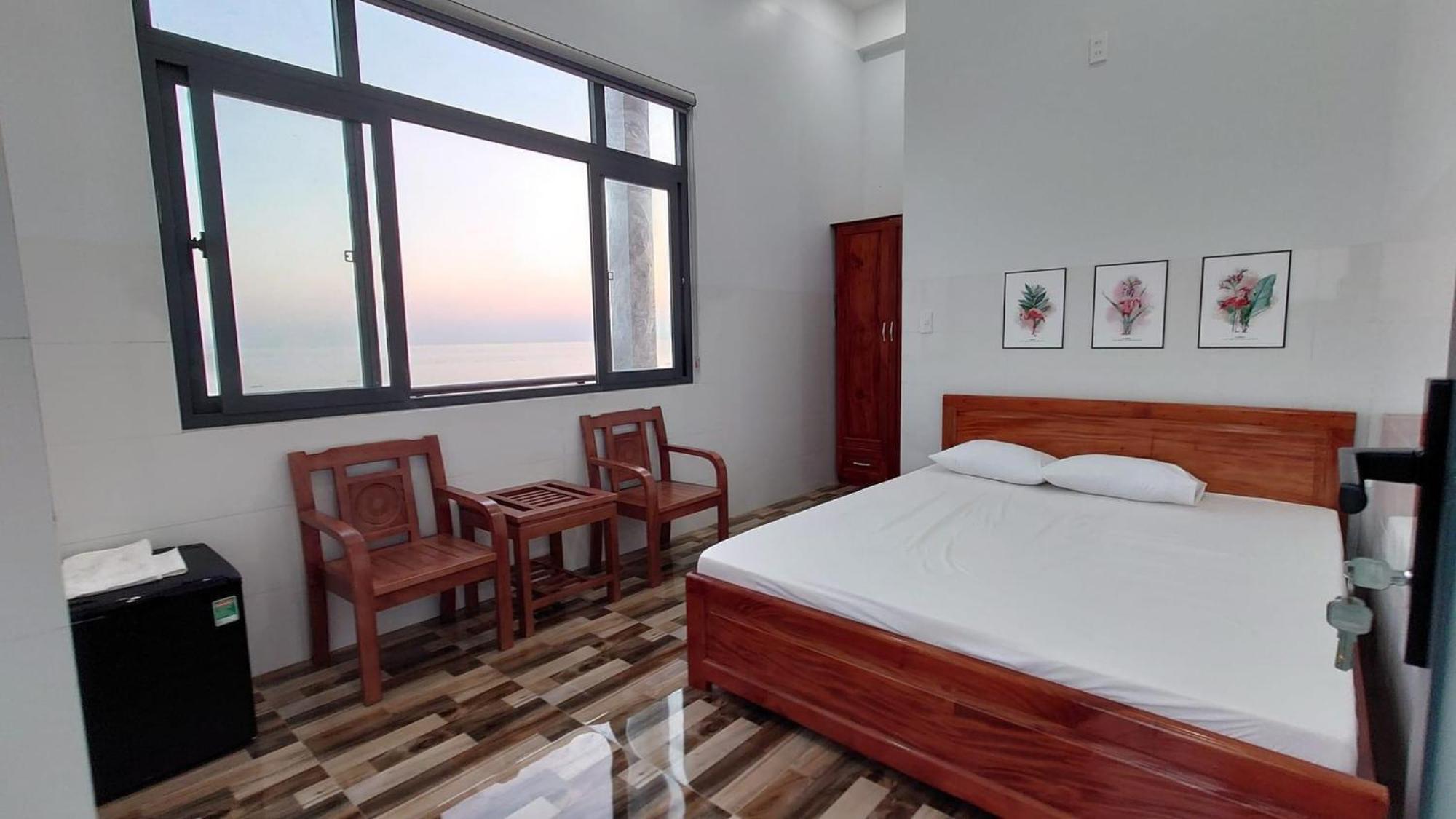 Nha Nghi Phong Quynh - Dao Phu Quy Hotel *