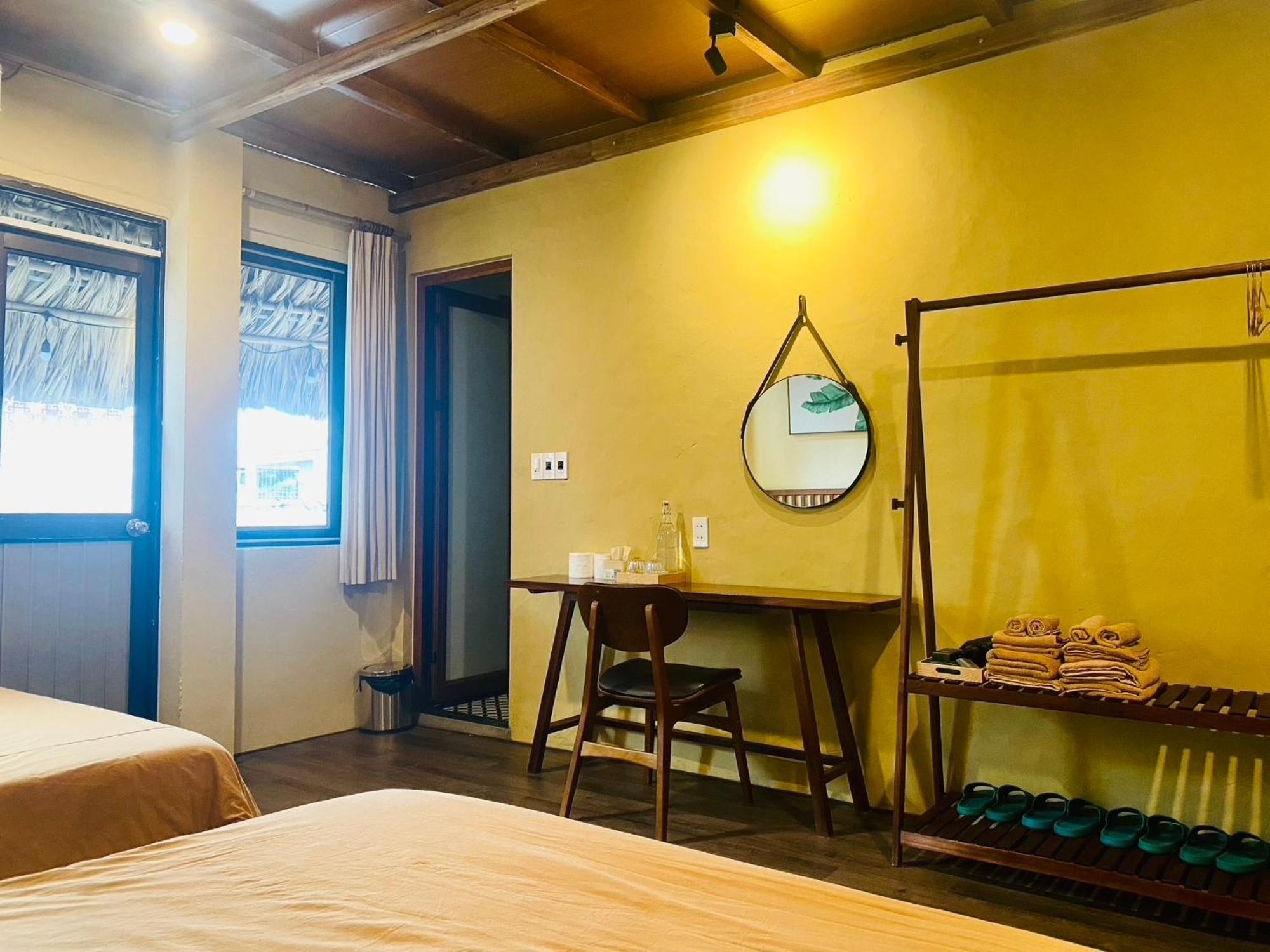 Homestay Pia - Tours & Motobike *
