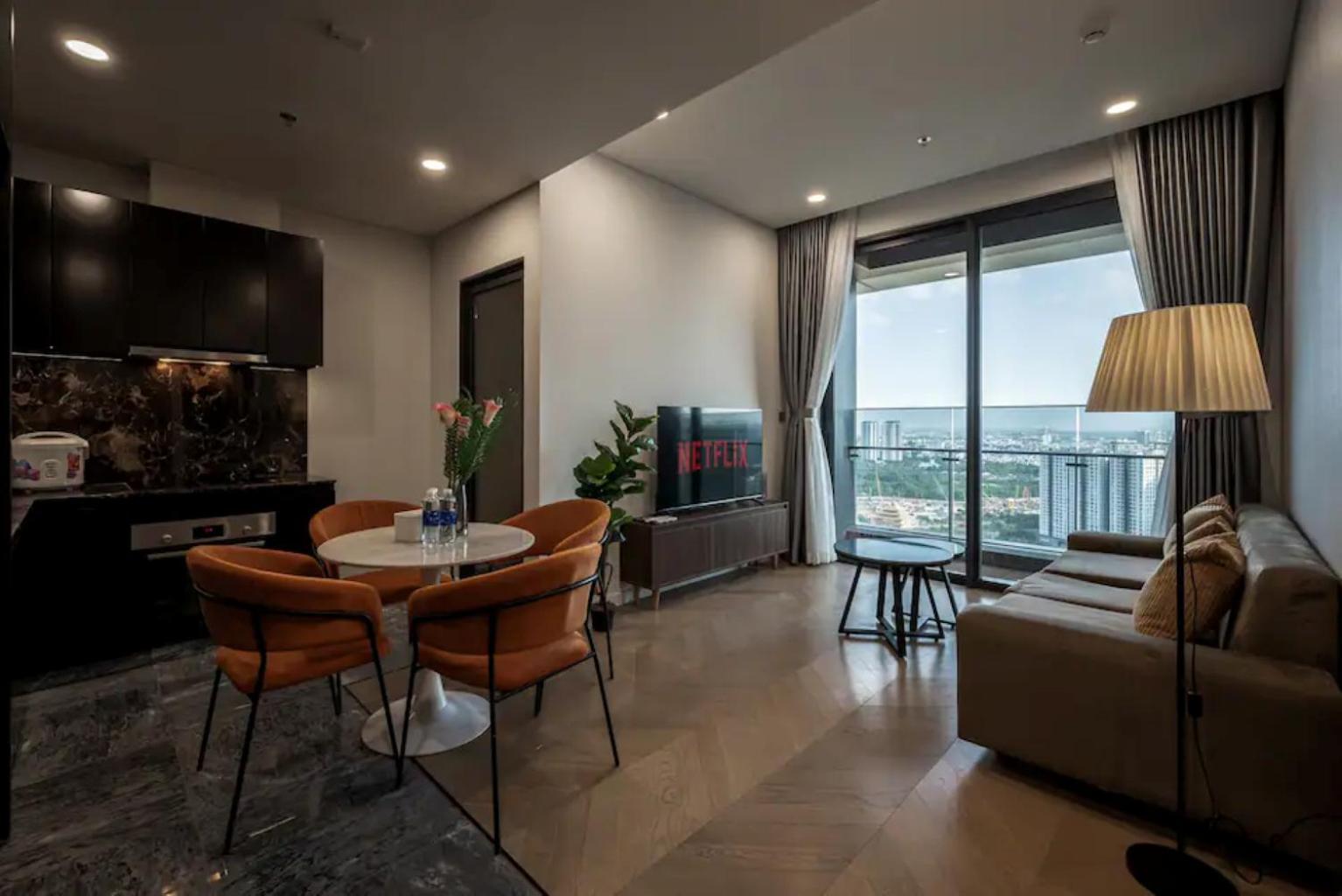Apartment Lumiere Riverside - Luxury District 2 *