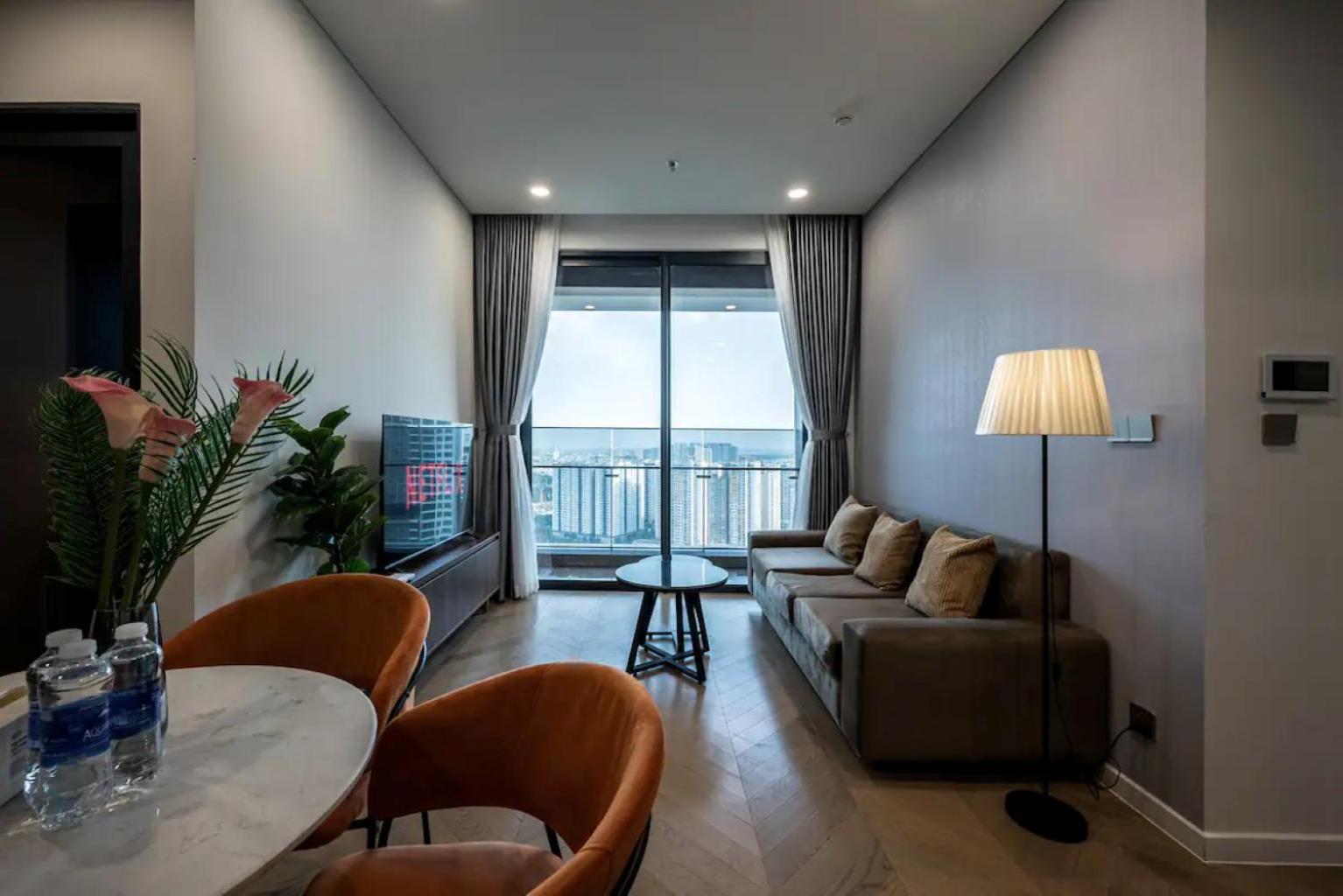 Lumiere Riverside - Luxury District 2 Apartment *