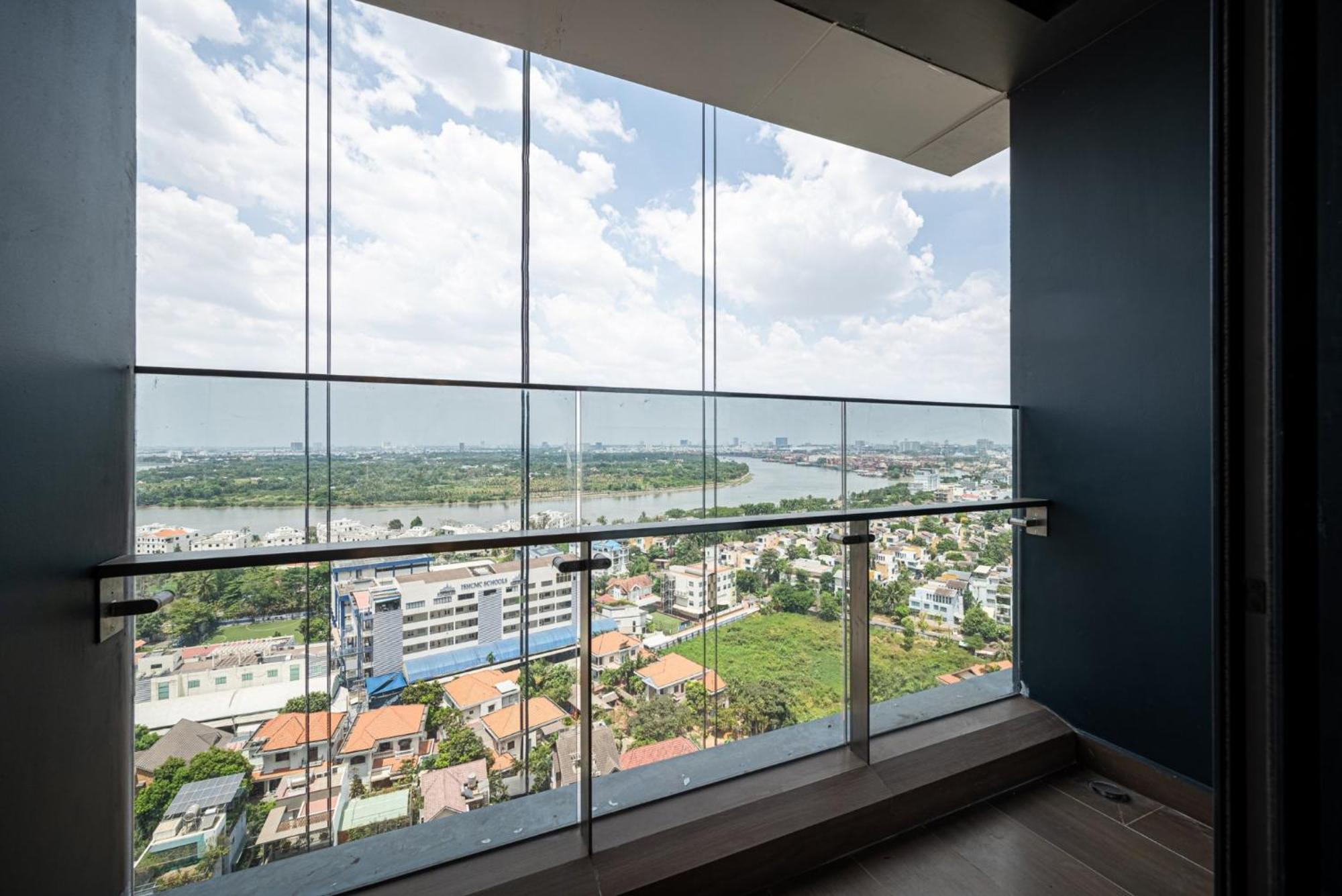 Lumiere Riverside - Luxury District 2 *