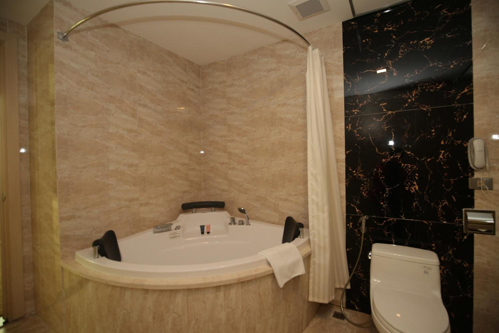 Muong Thanh Grand