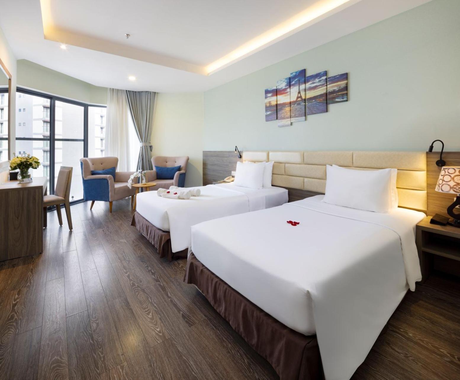 Xavia Hotel 4*