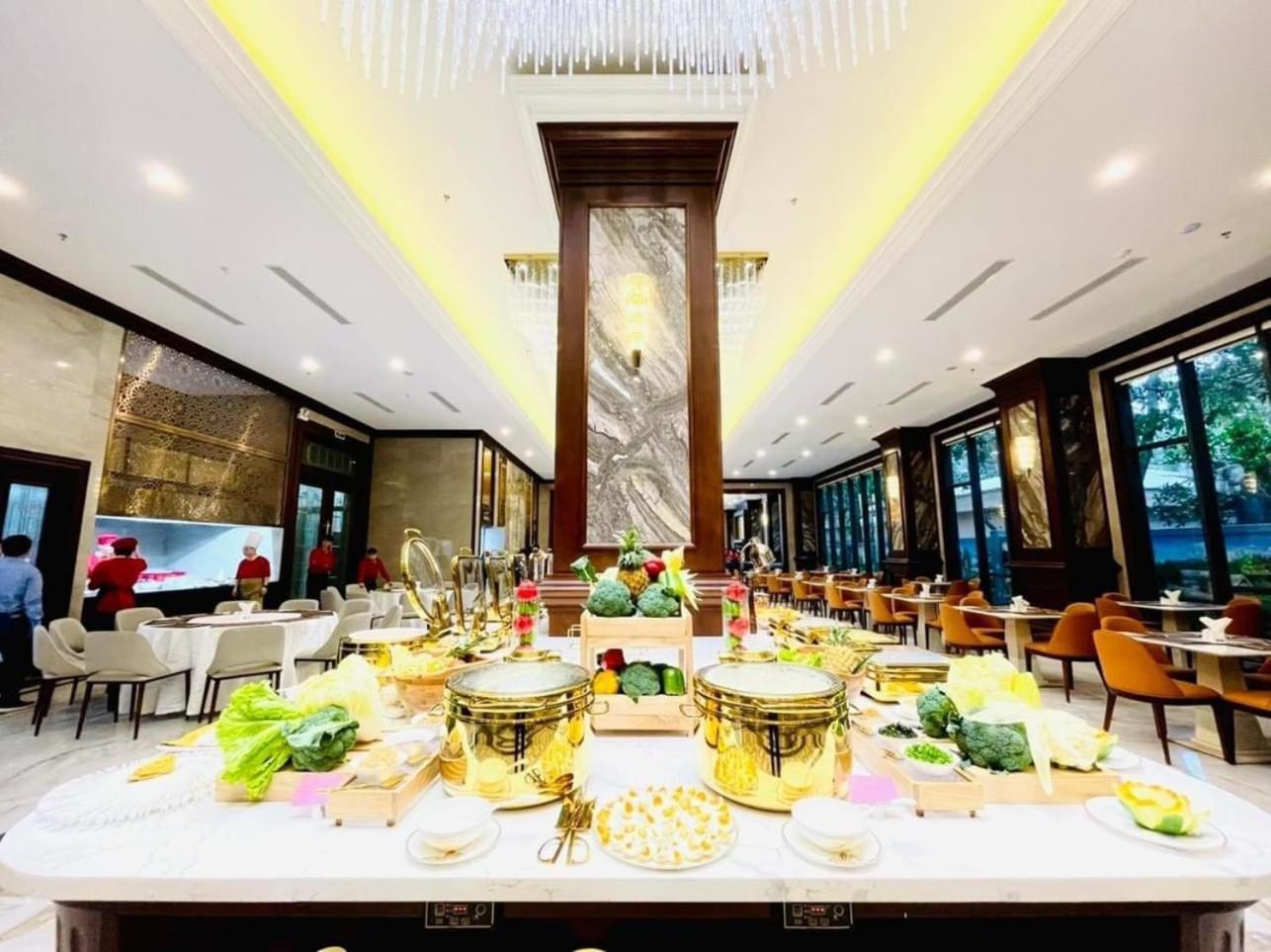 Hotel Cua Dong Luxury Vinh